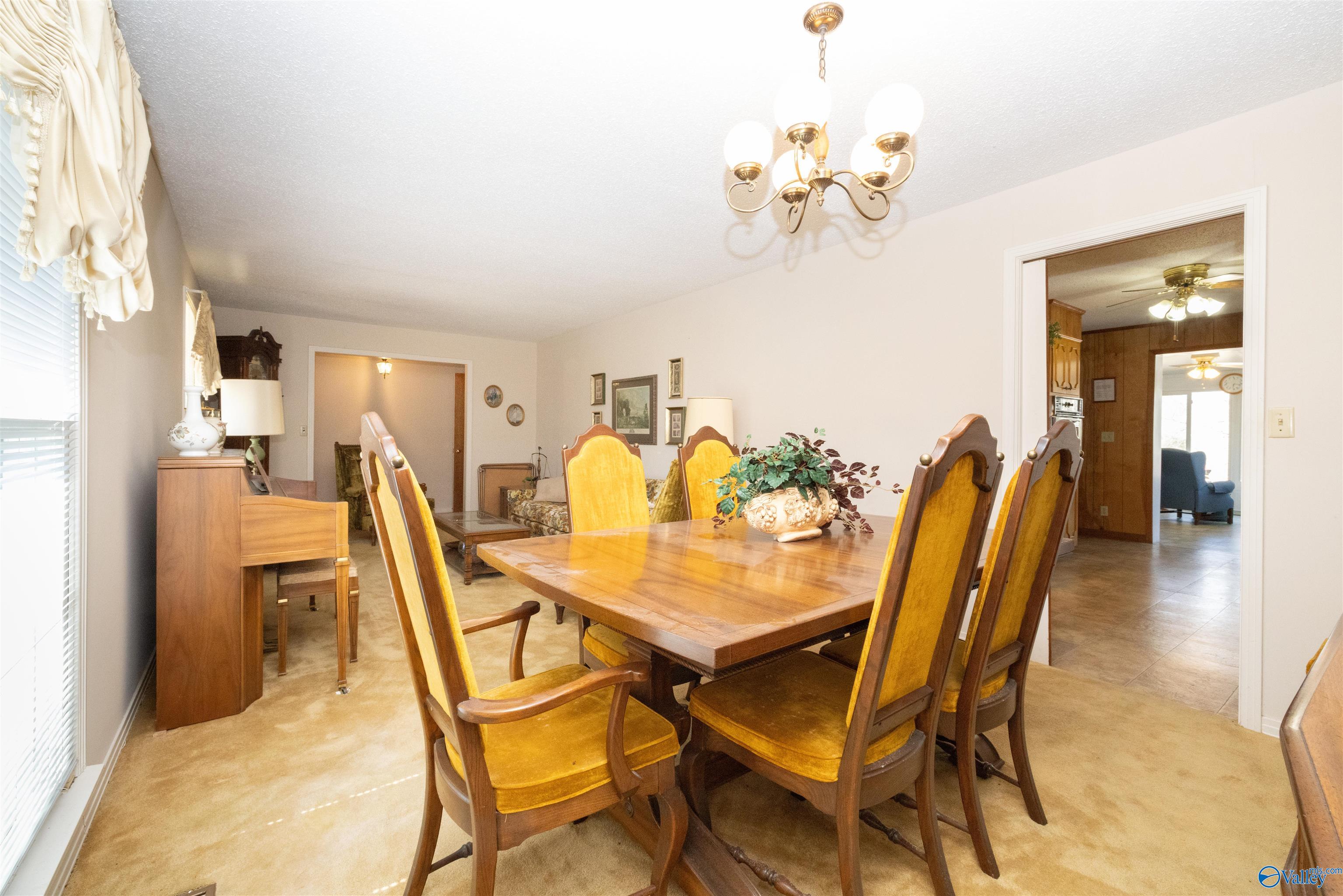 900 County Highway 35