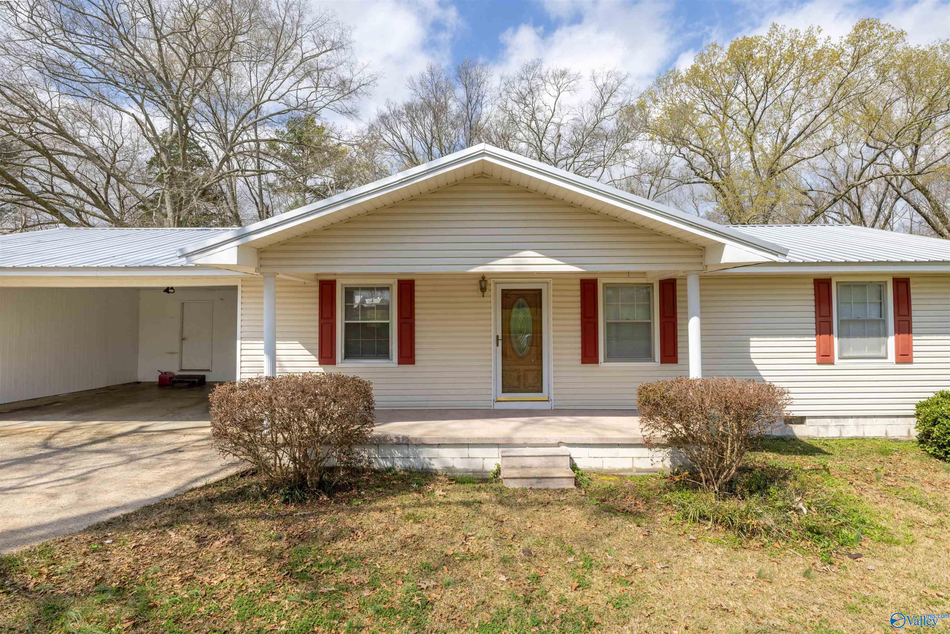 10983 County Highway 11