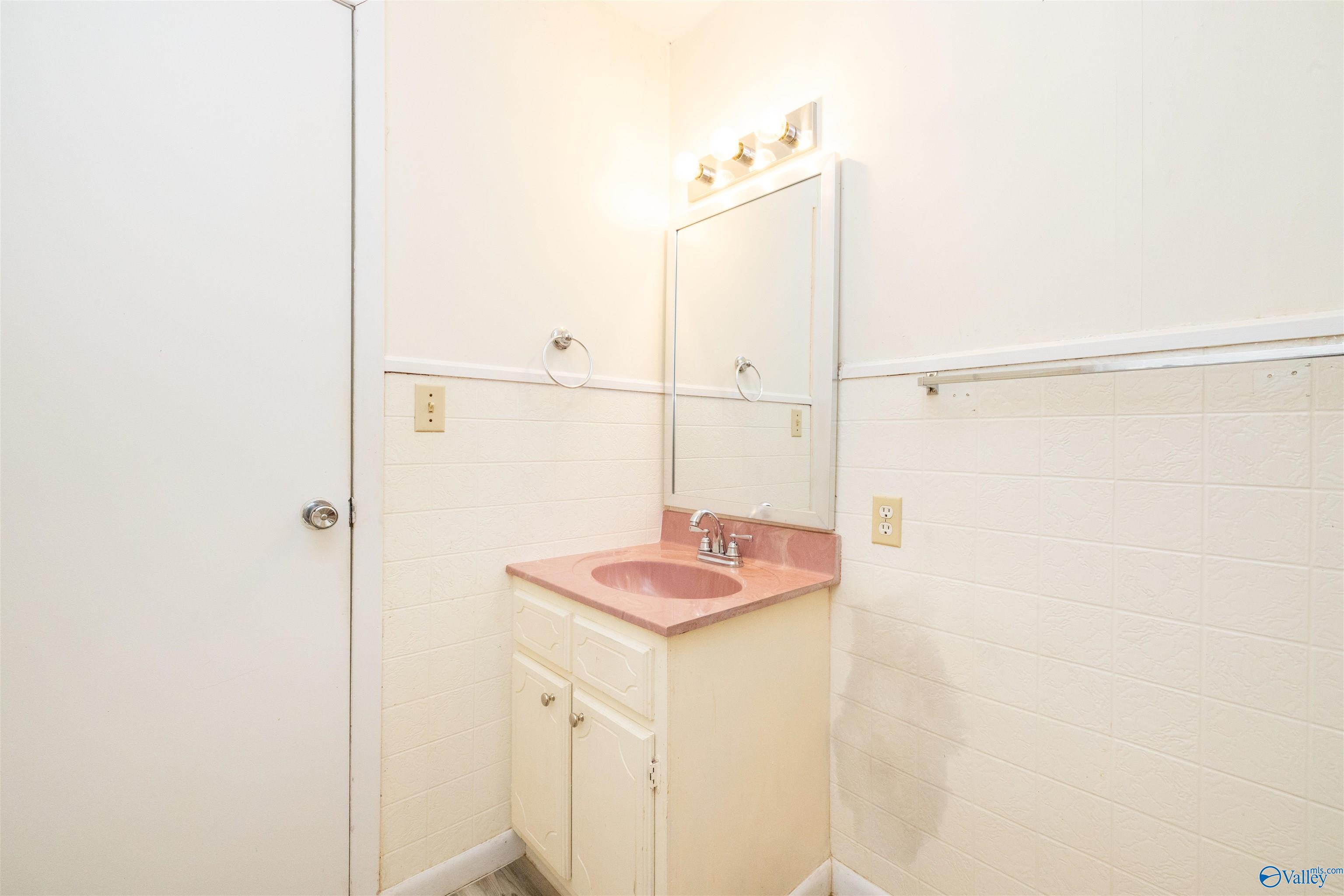 10983 County Highway 11