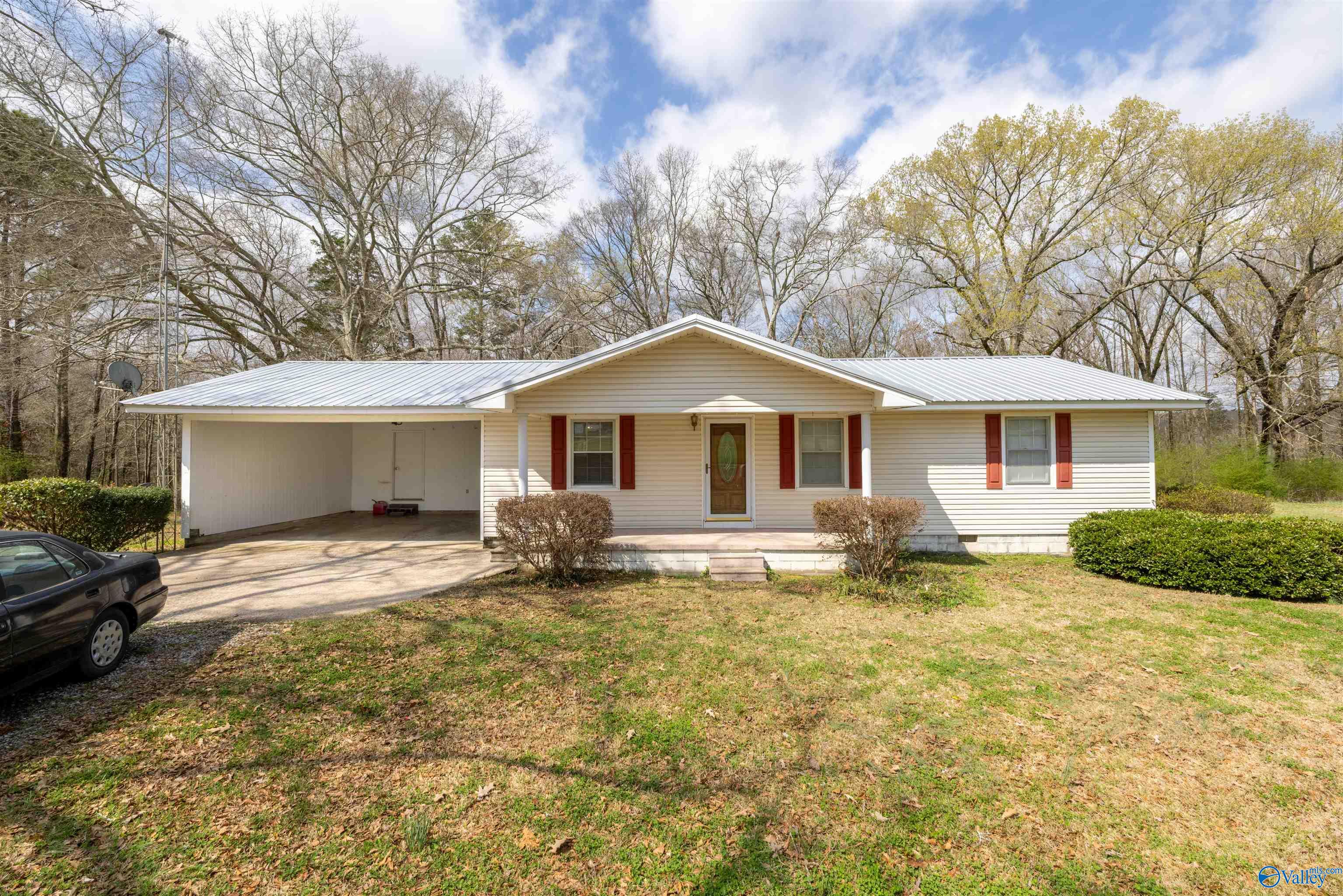 10983 County Highway 11