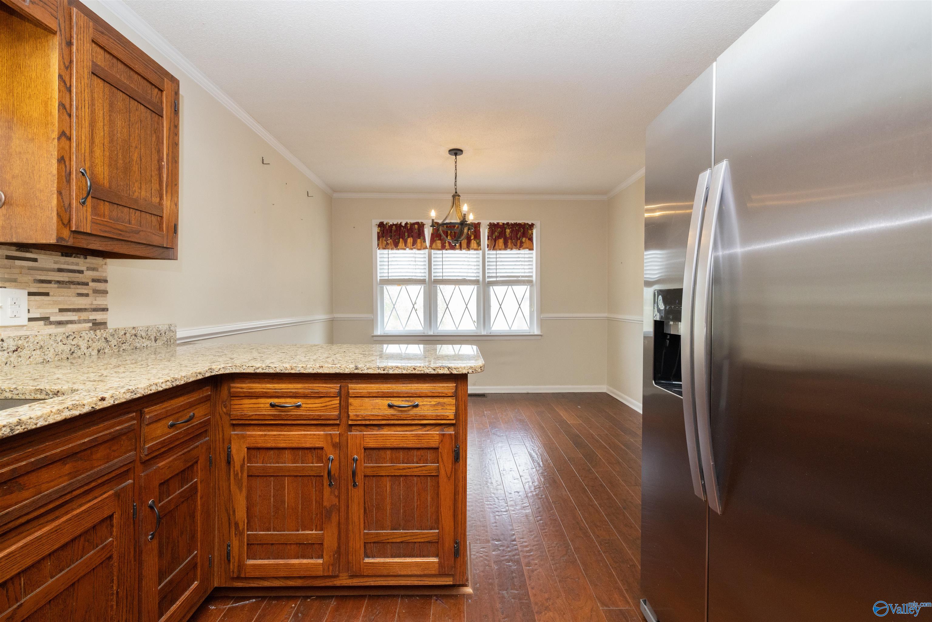 1190 Grandview Drive