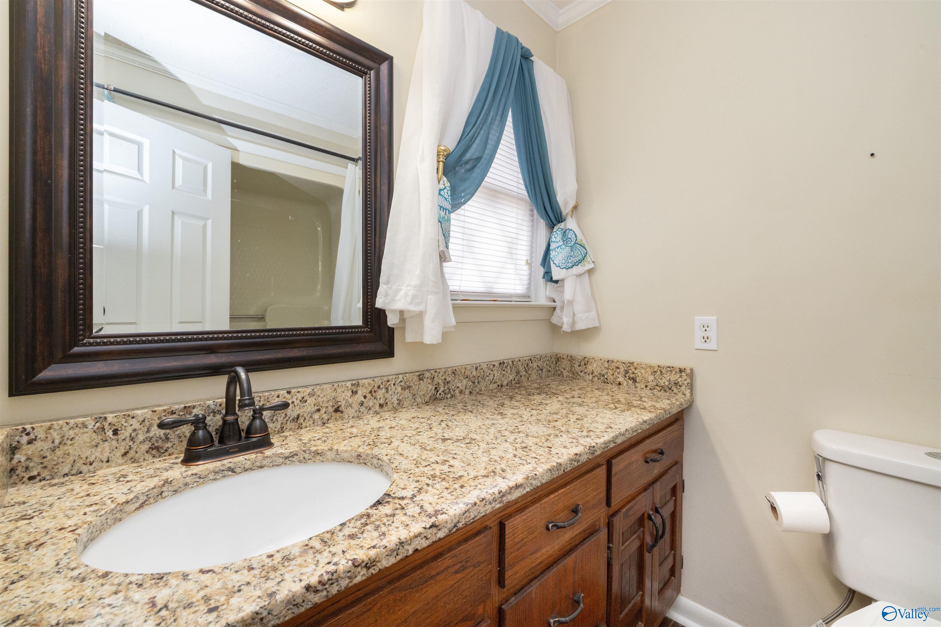 1190 Grandview Drive