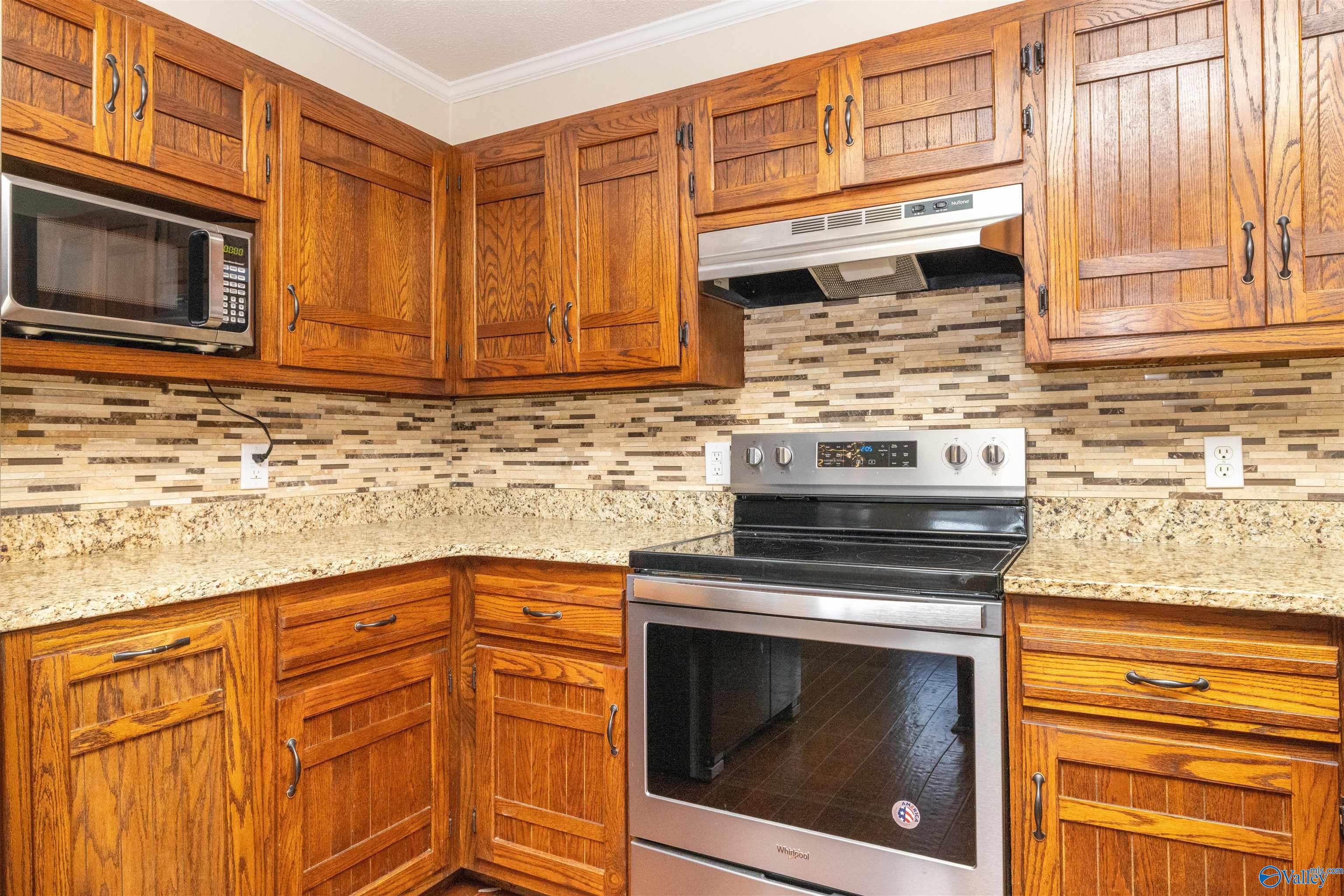 1190 Grandview Drive