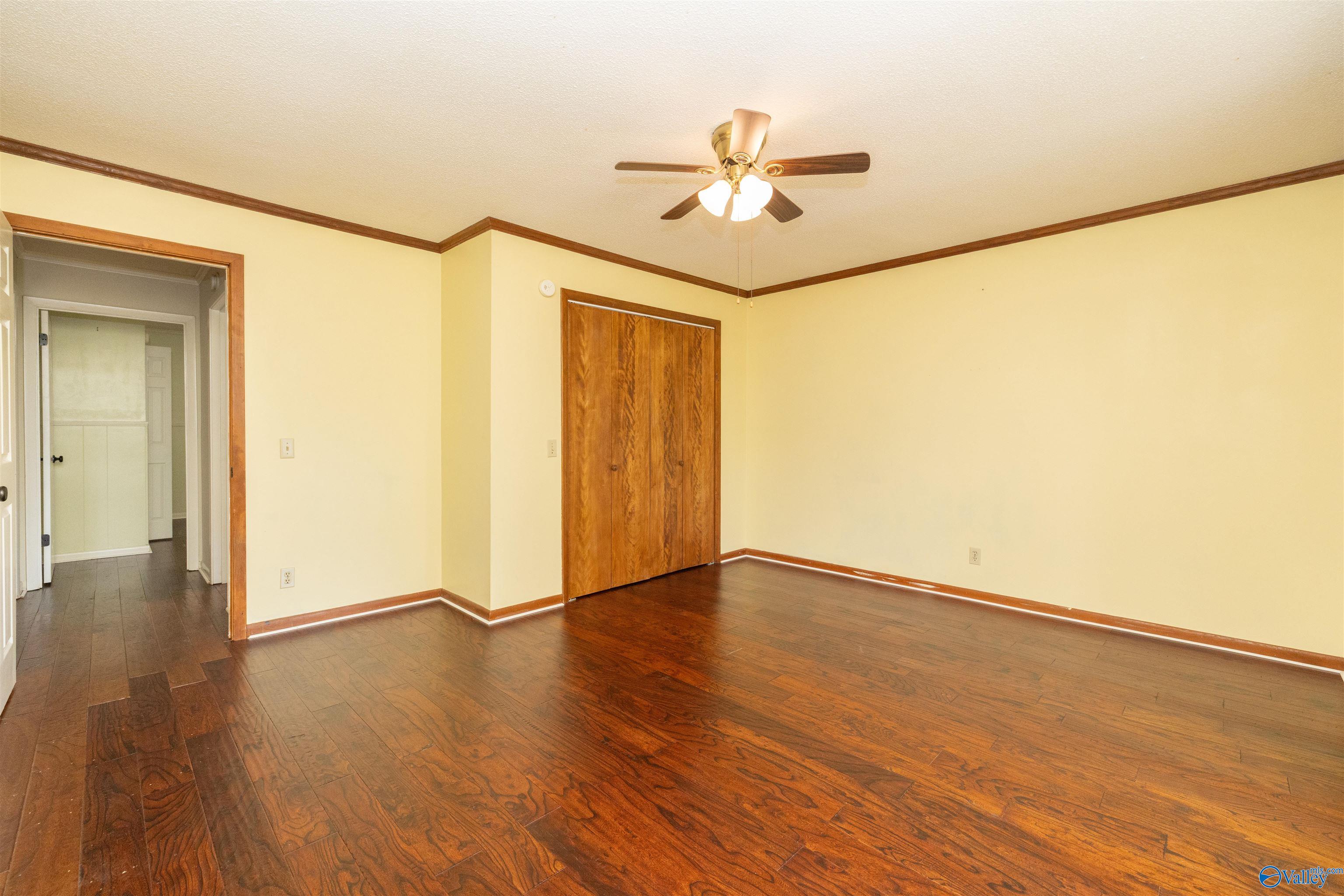 1190 Grandview Drive