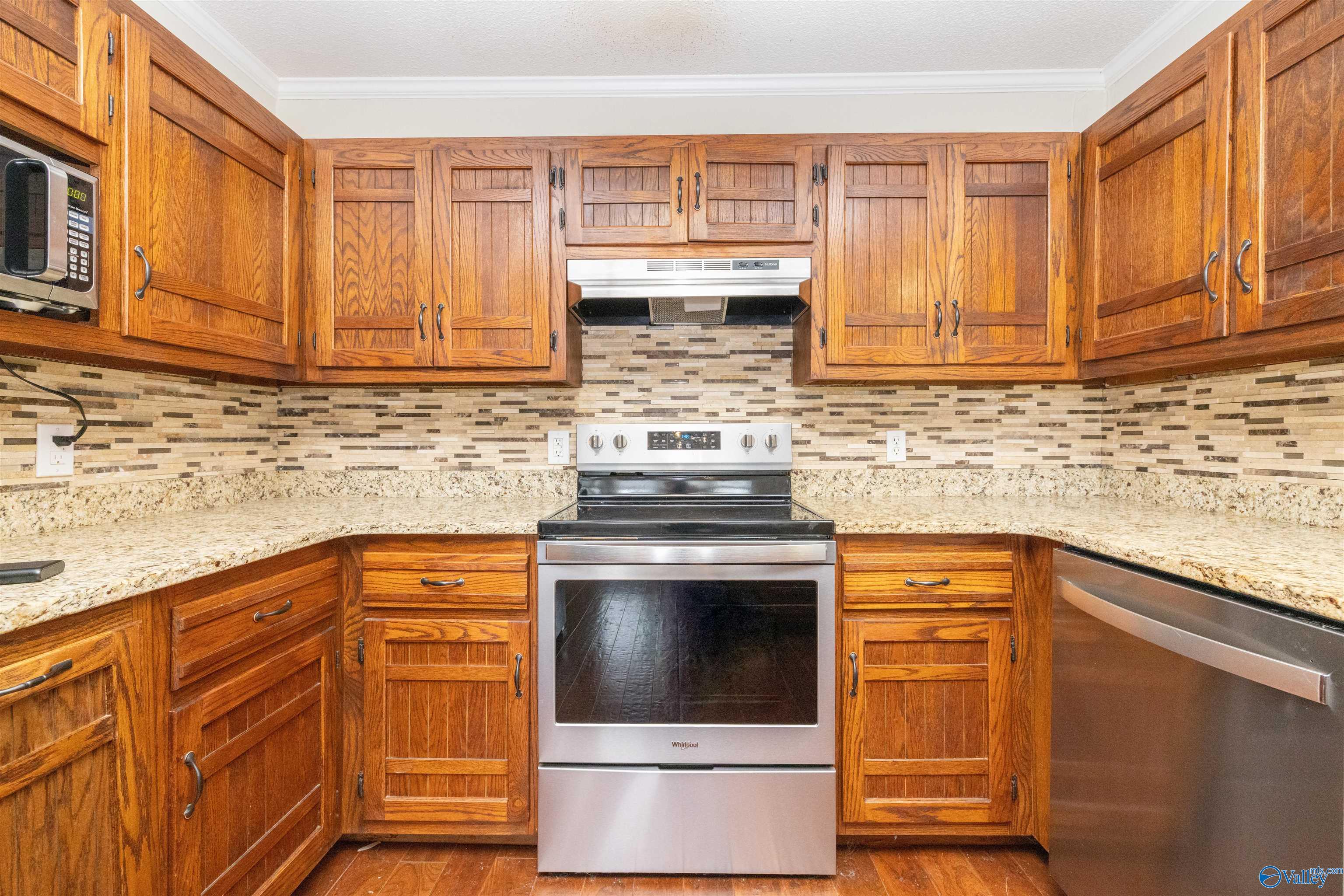 1190 Grandview Drive