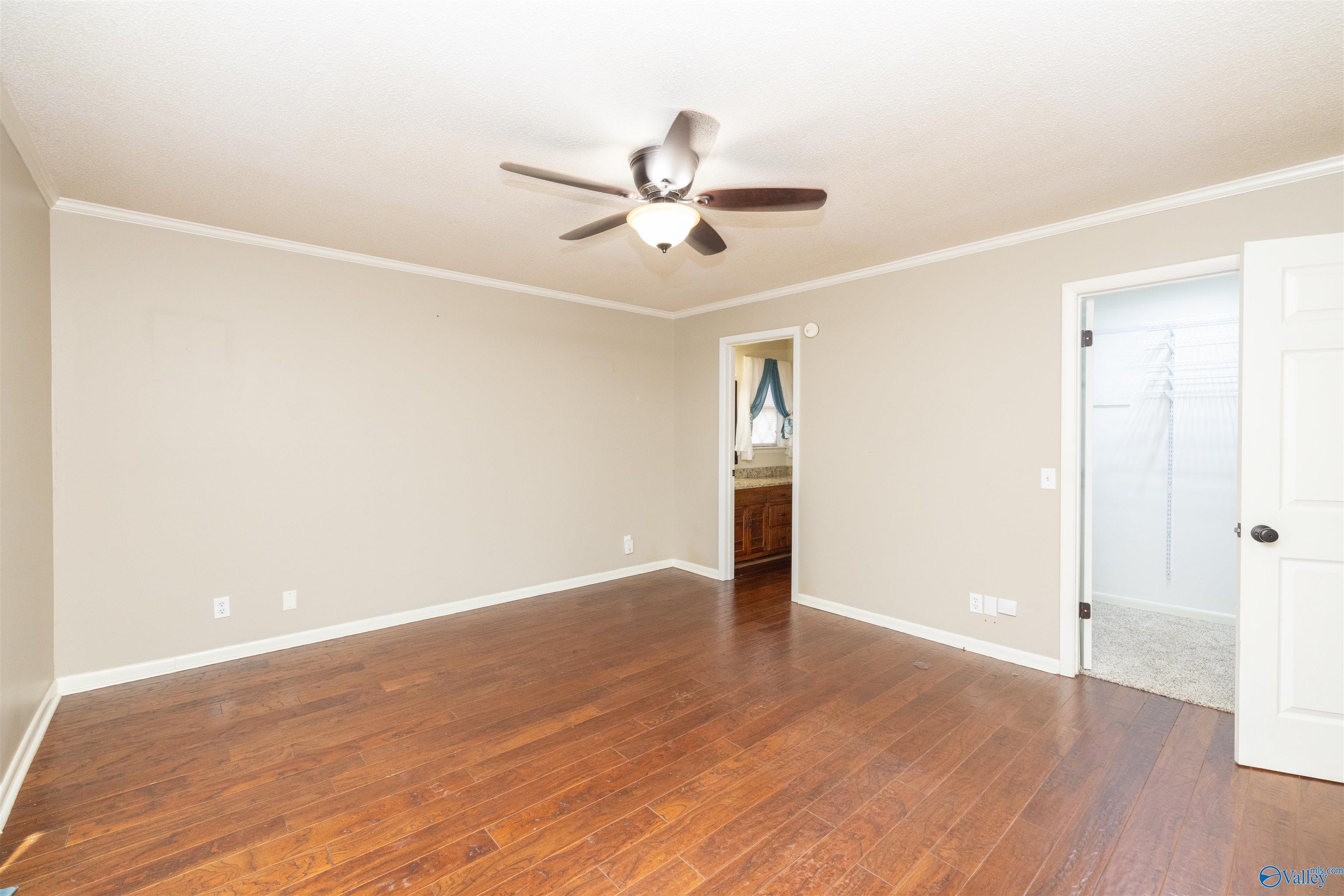 1190 Grandview Drive