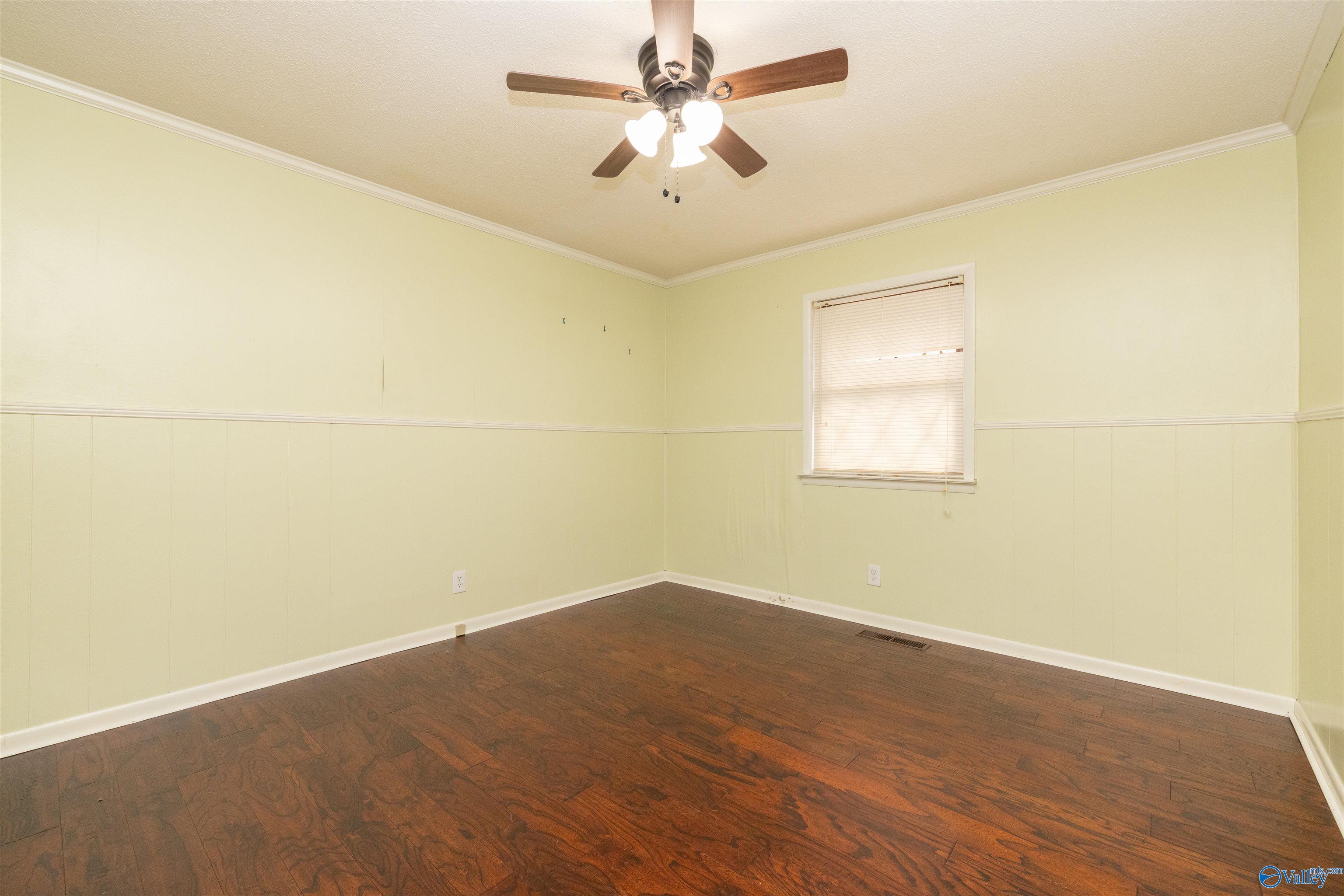 1190 Grandview Drive