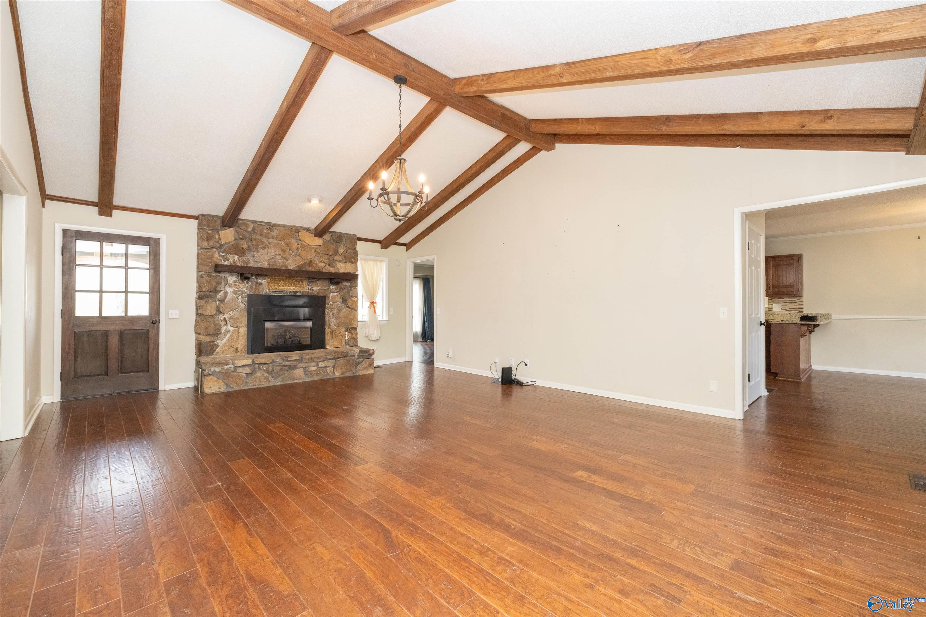 1190 Grandview Drive