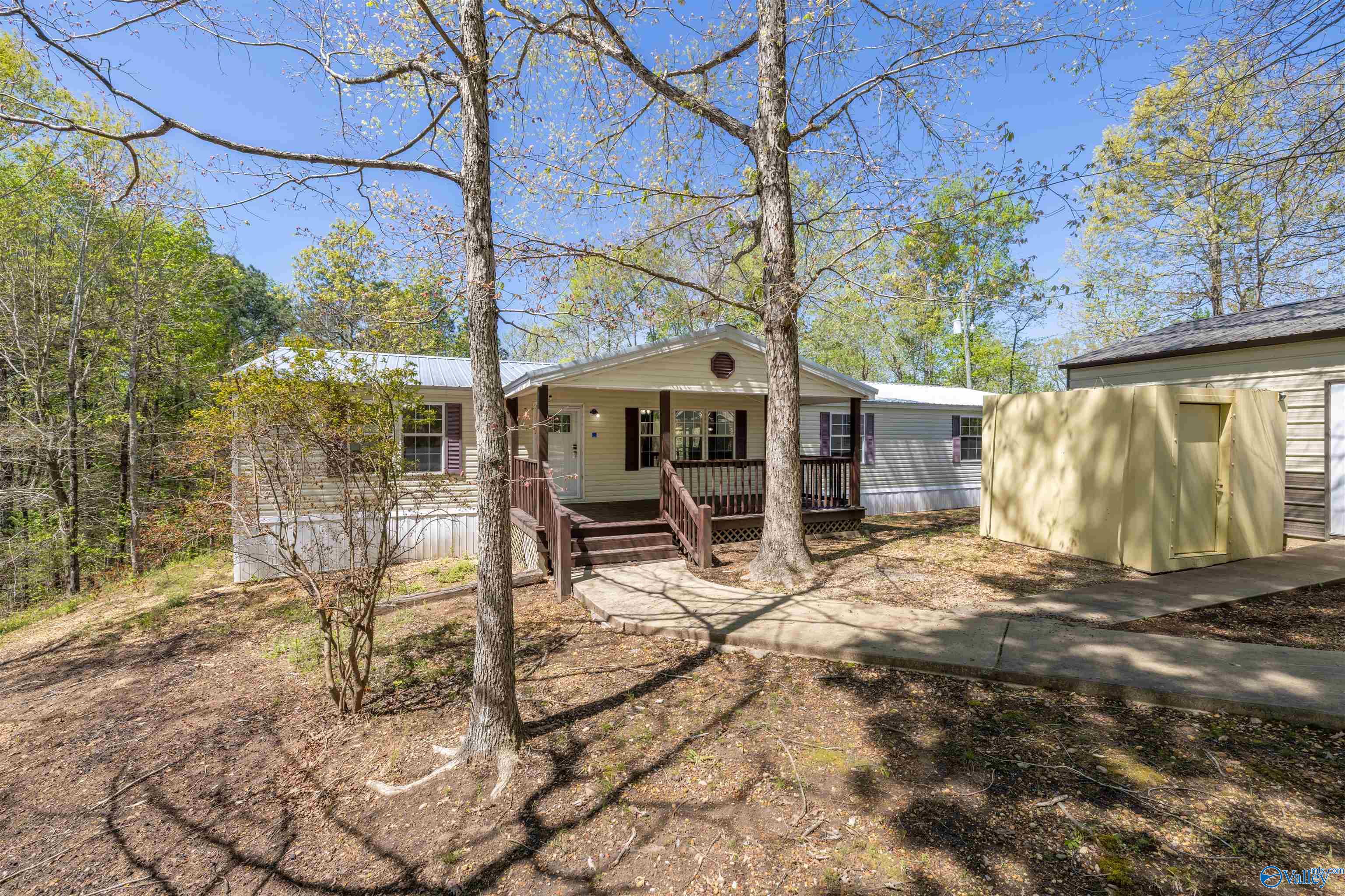 28015 US Highway 43