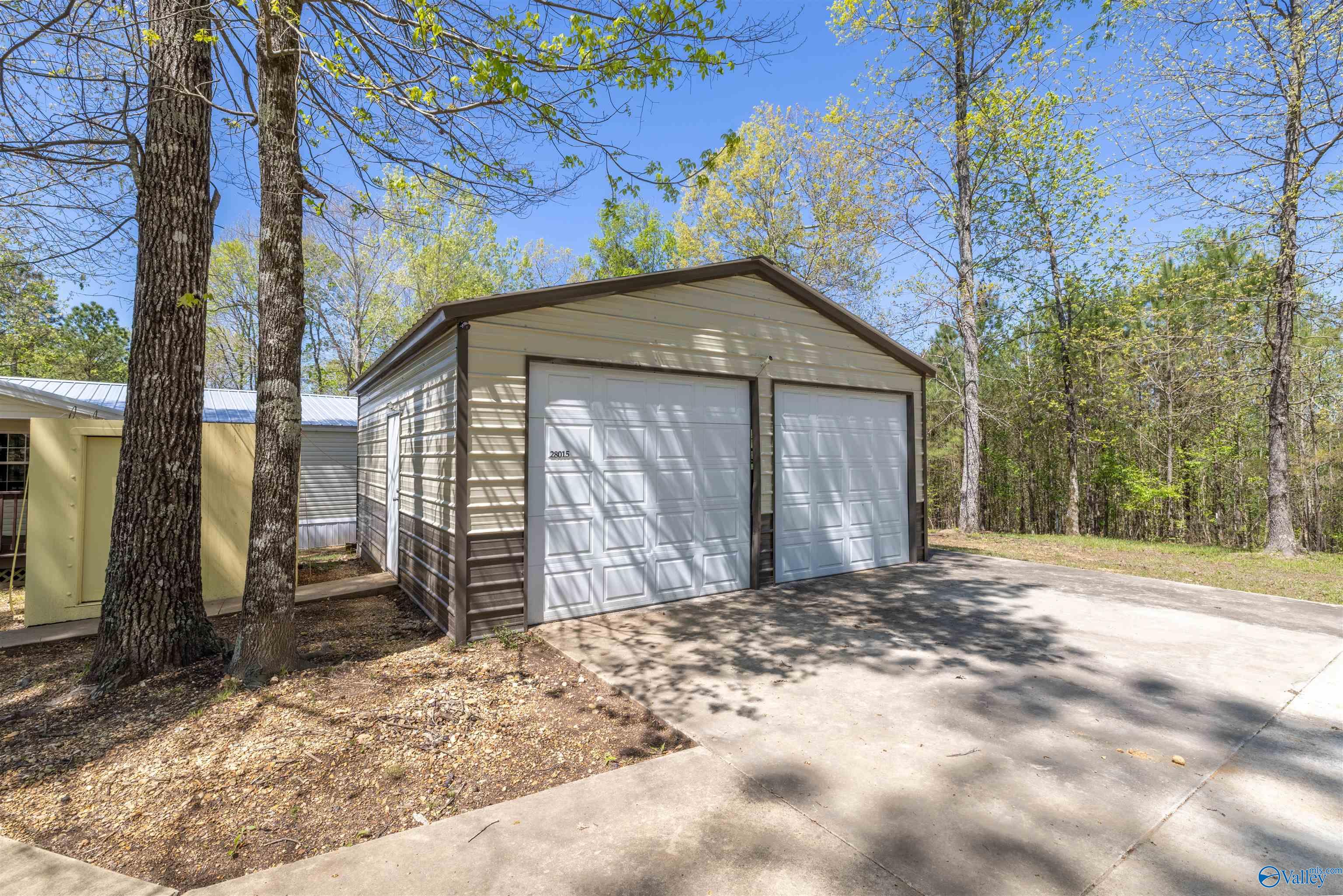 28015 US Highway 43