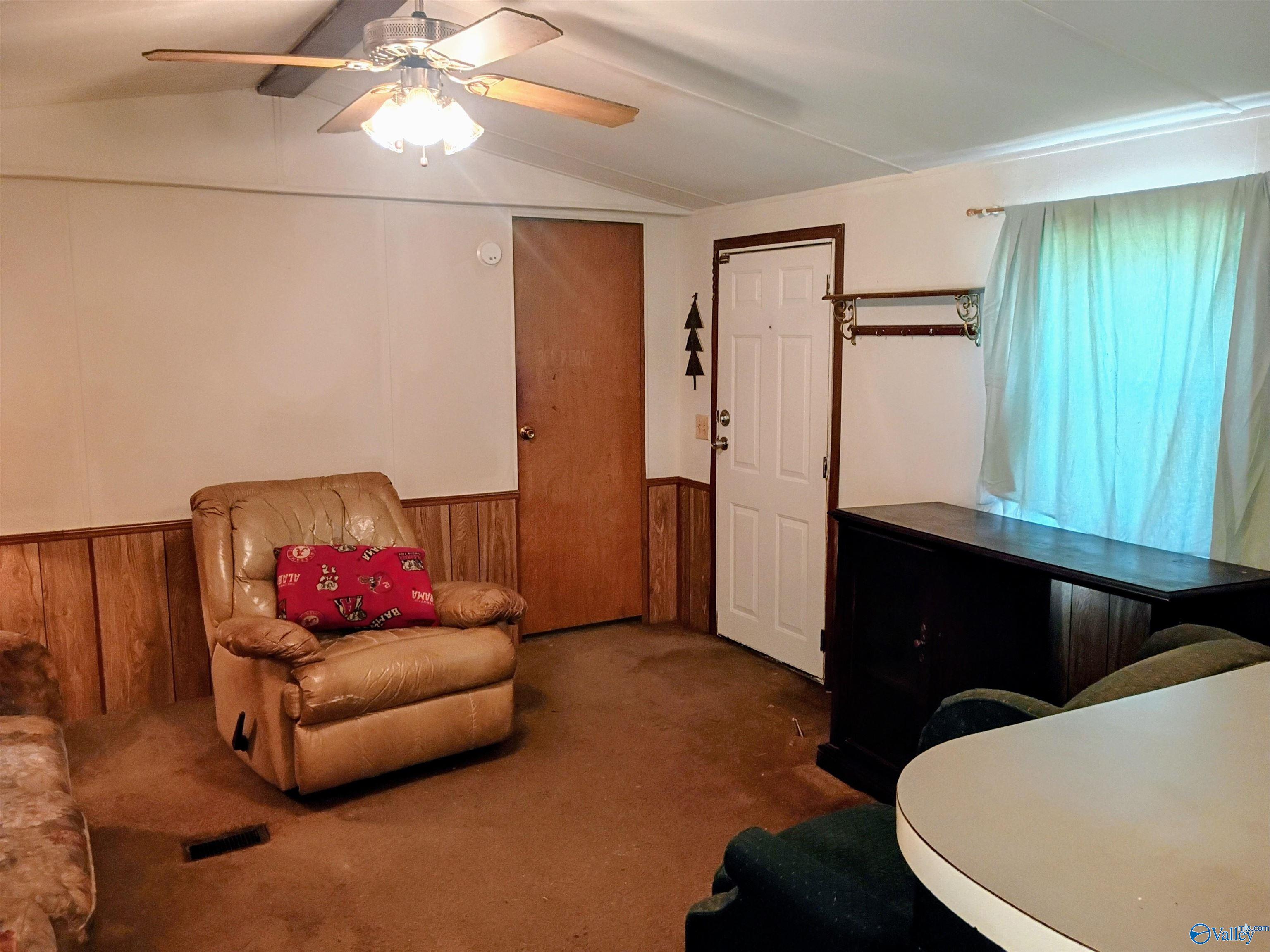 1183 County Highway 25