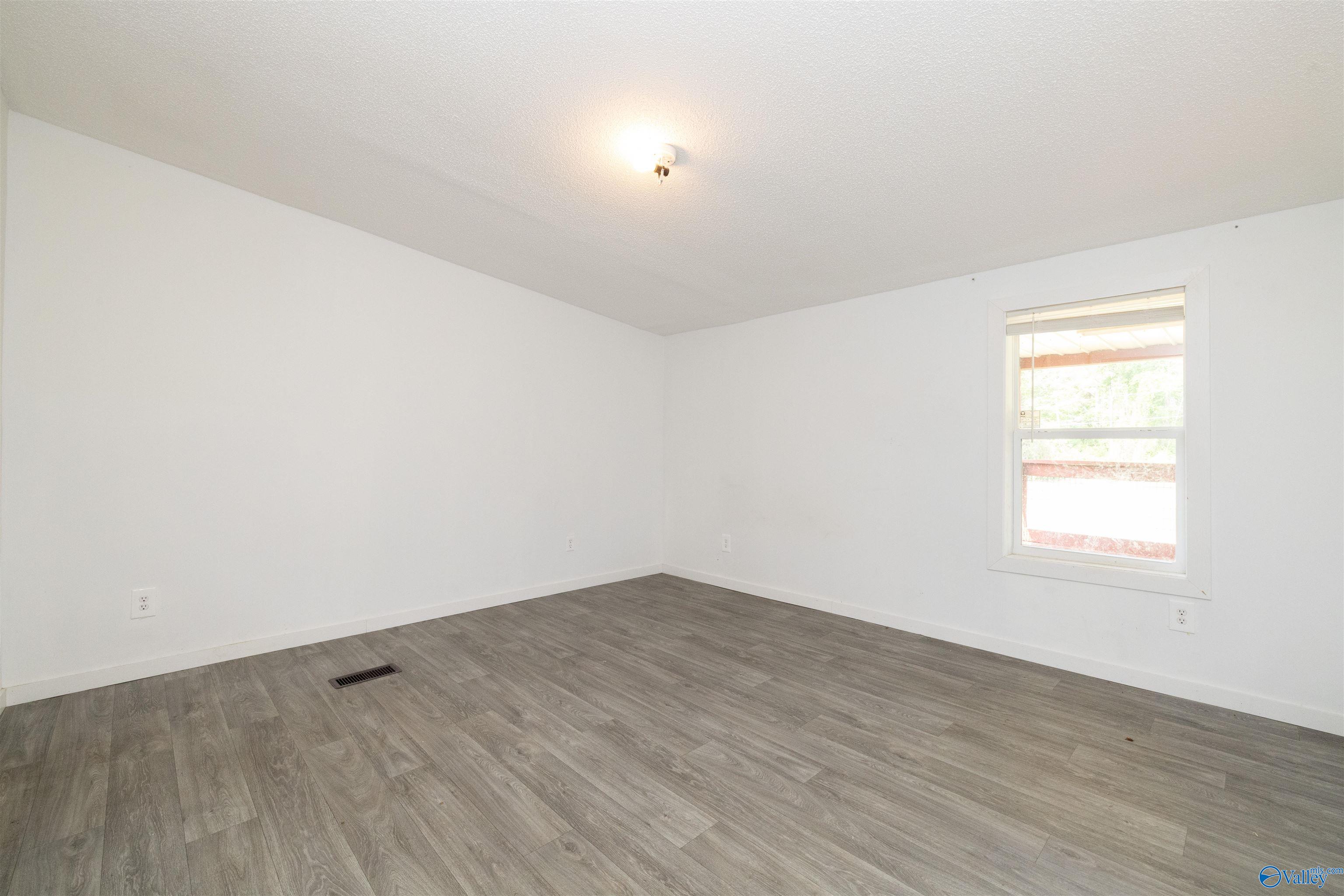 275 Chippewah Drive