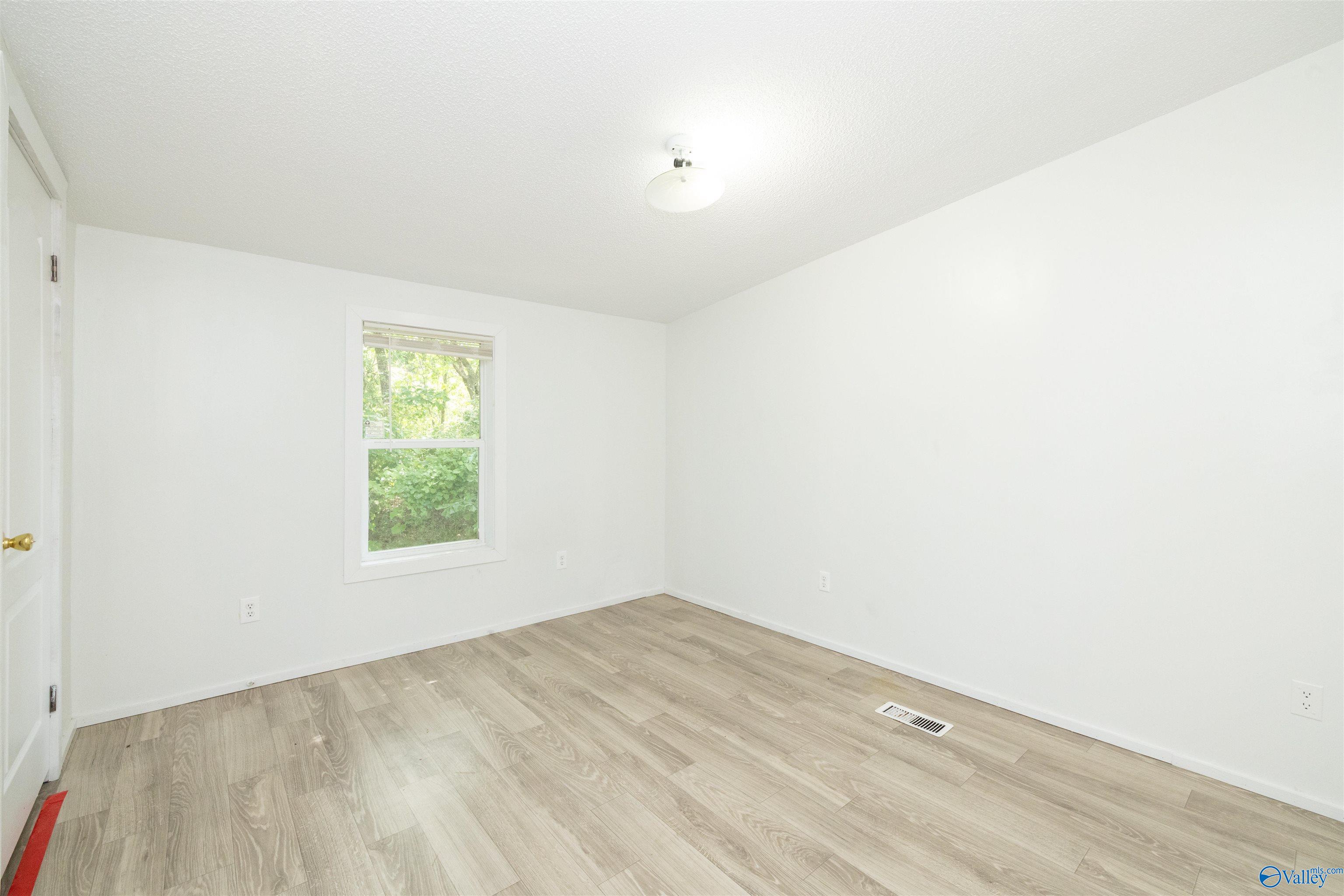 275 Chippewah Drive