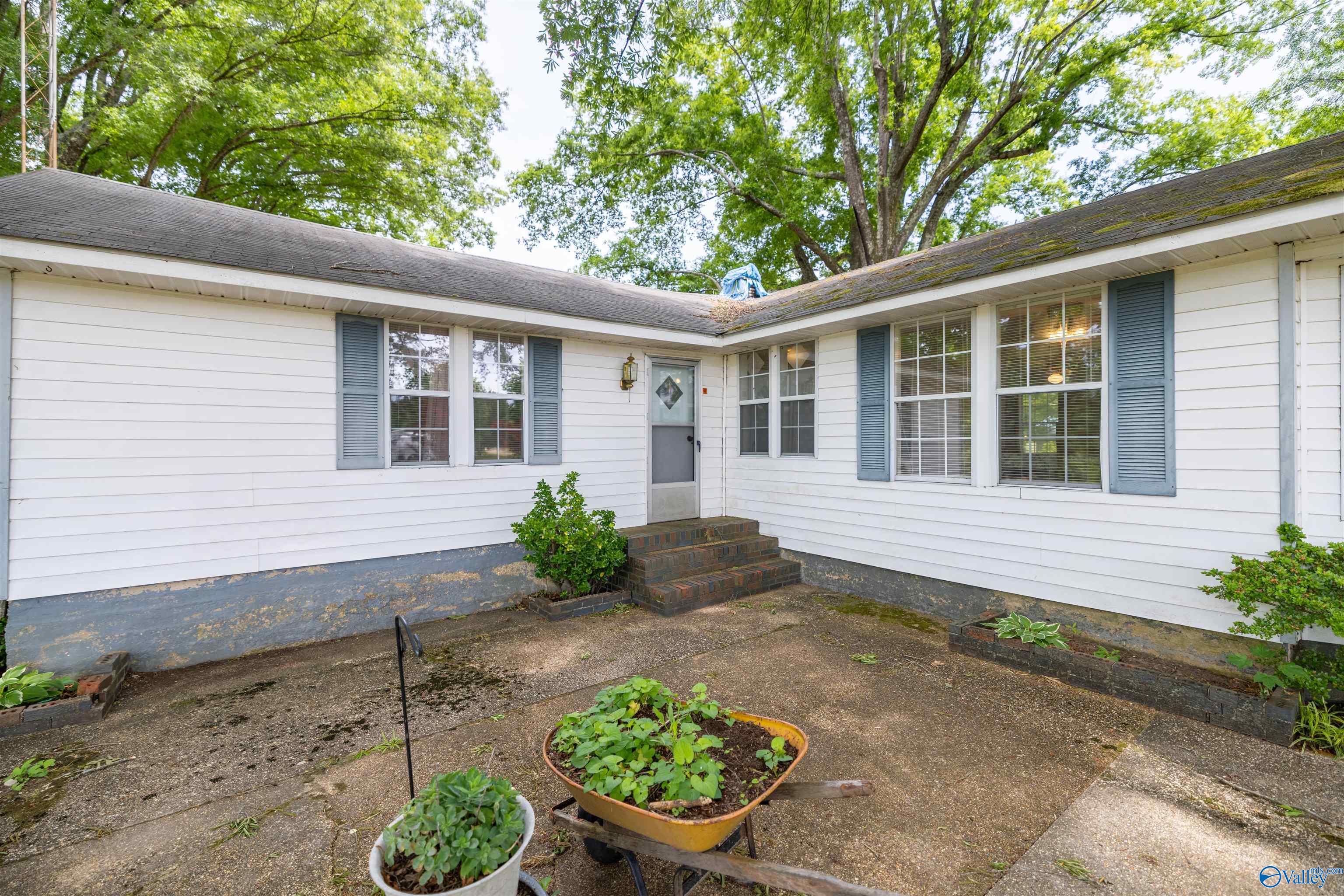 12108 State Highway 233