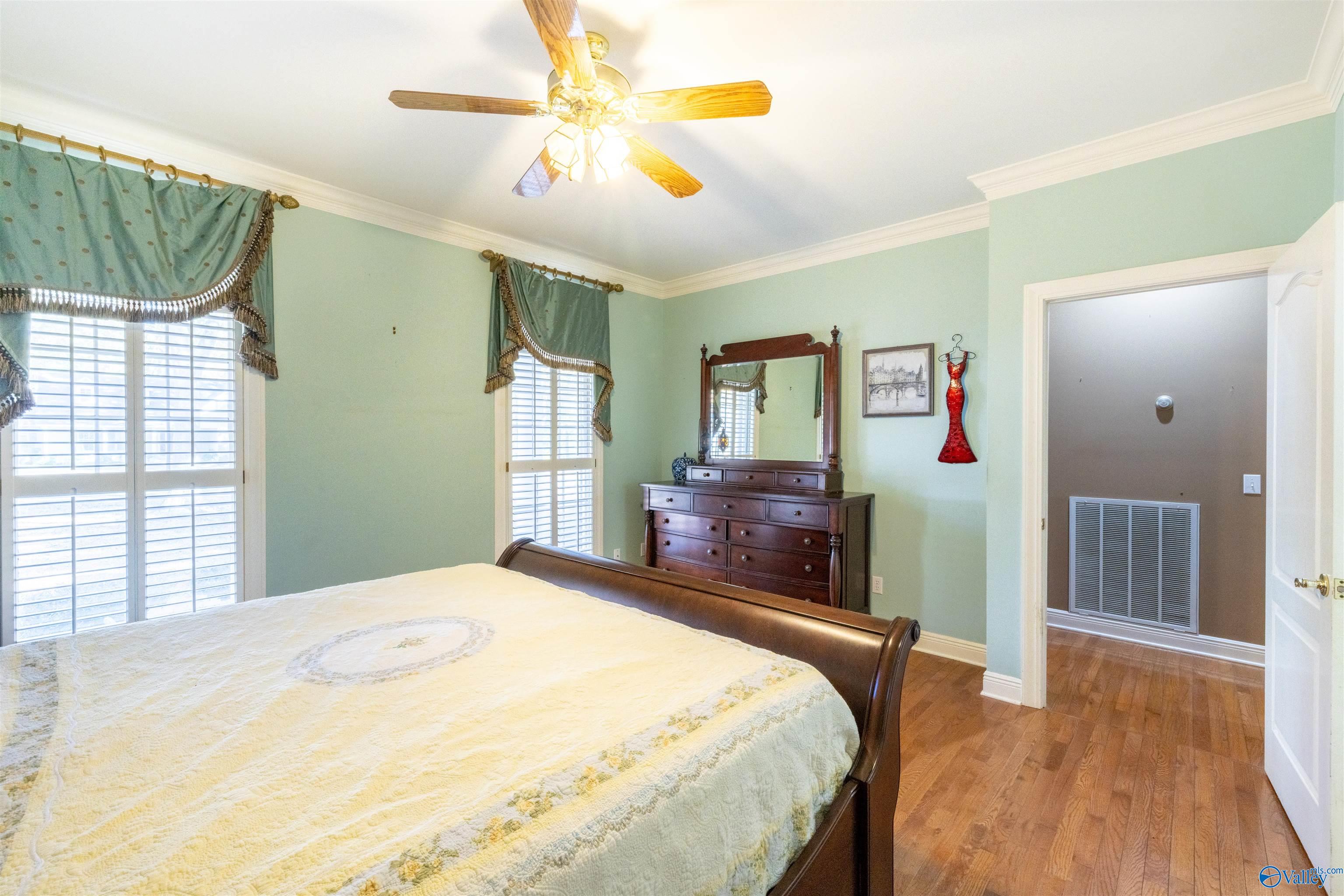121 Brookhaven Lane