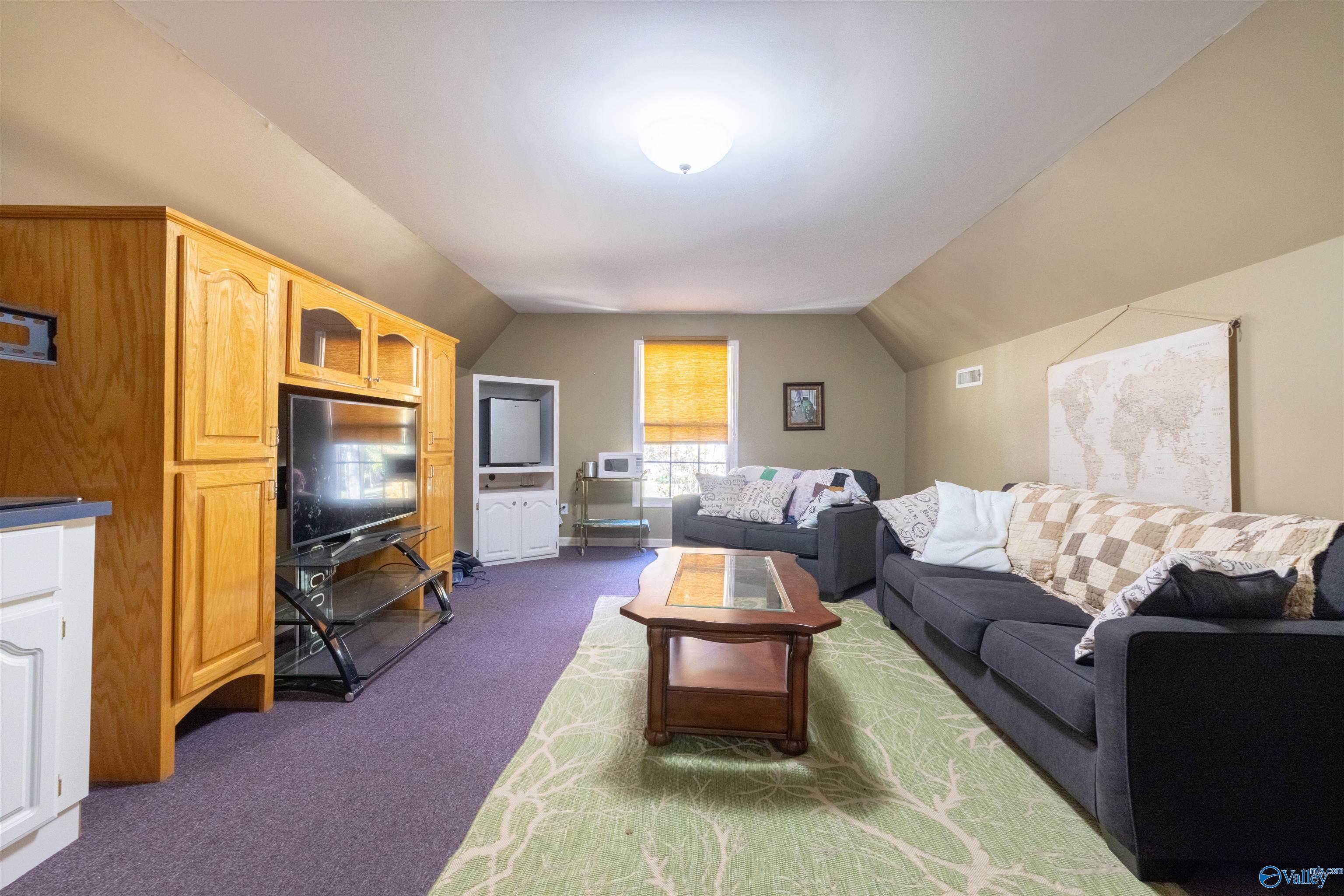 121 Brookhaven Lane