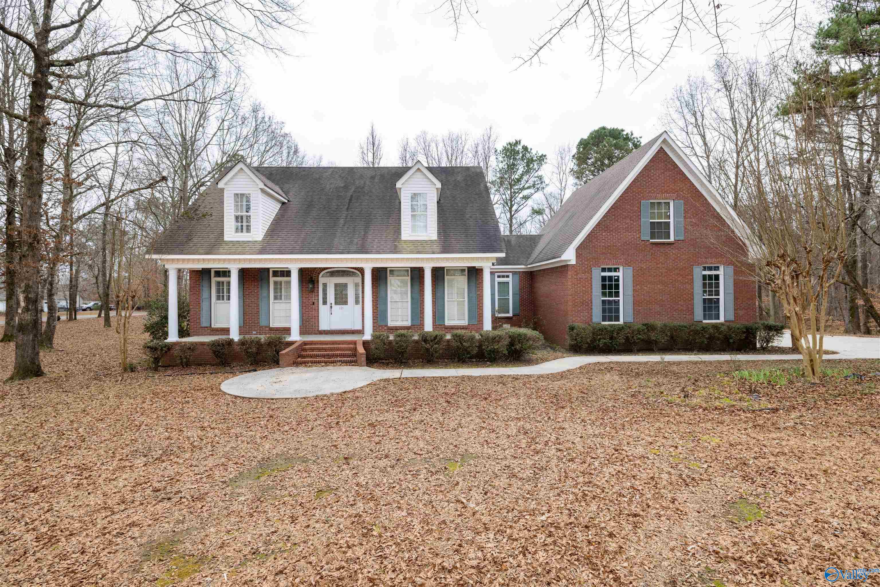 121 Brookhaven Lane
