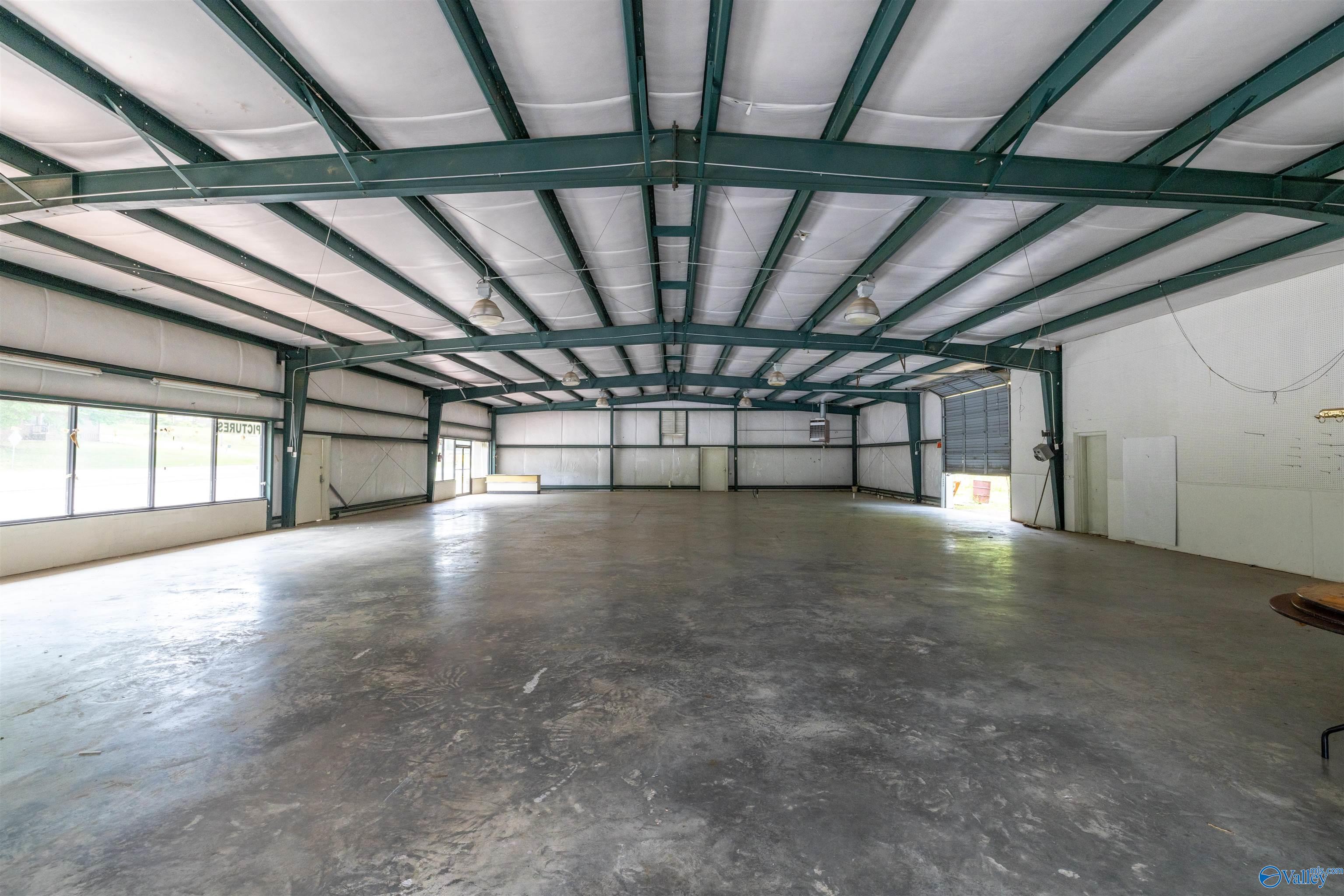 810 Bexar Avenue W