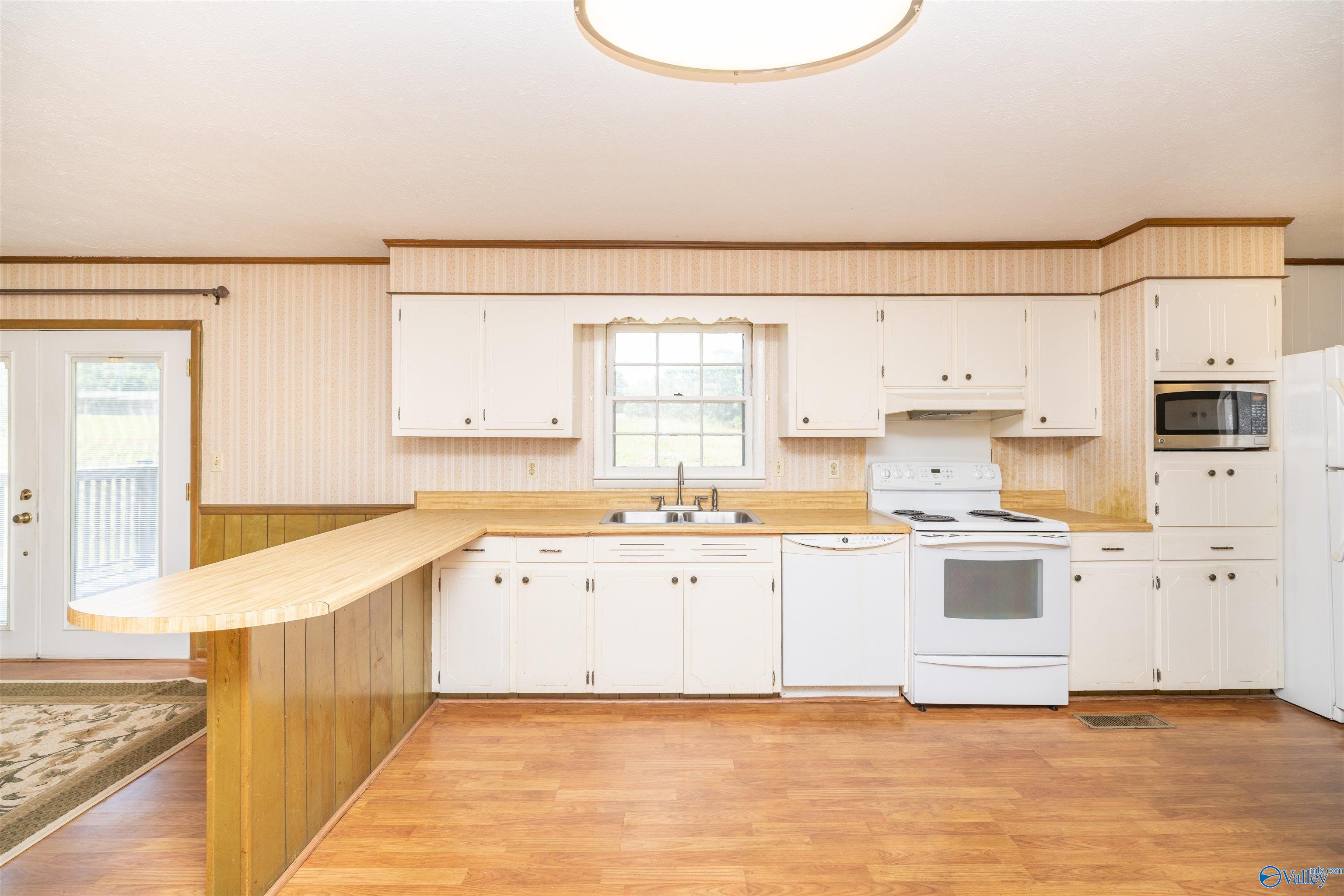 200 Rosemary Lane