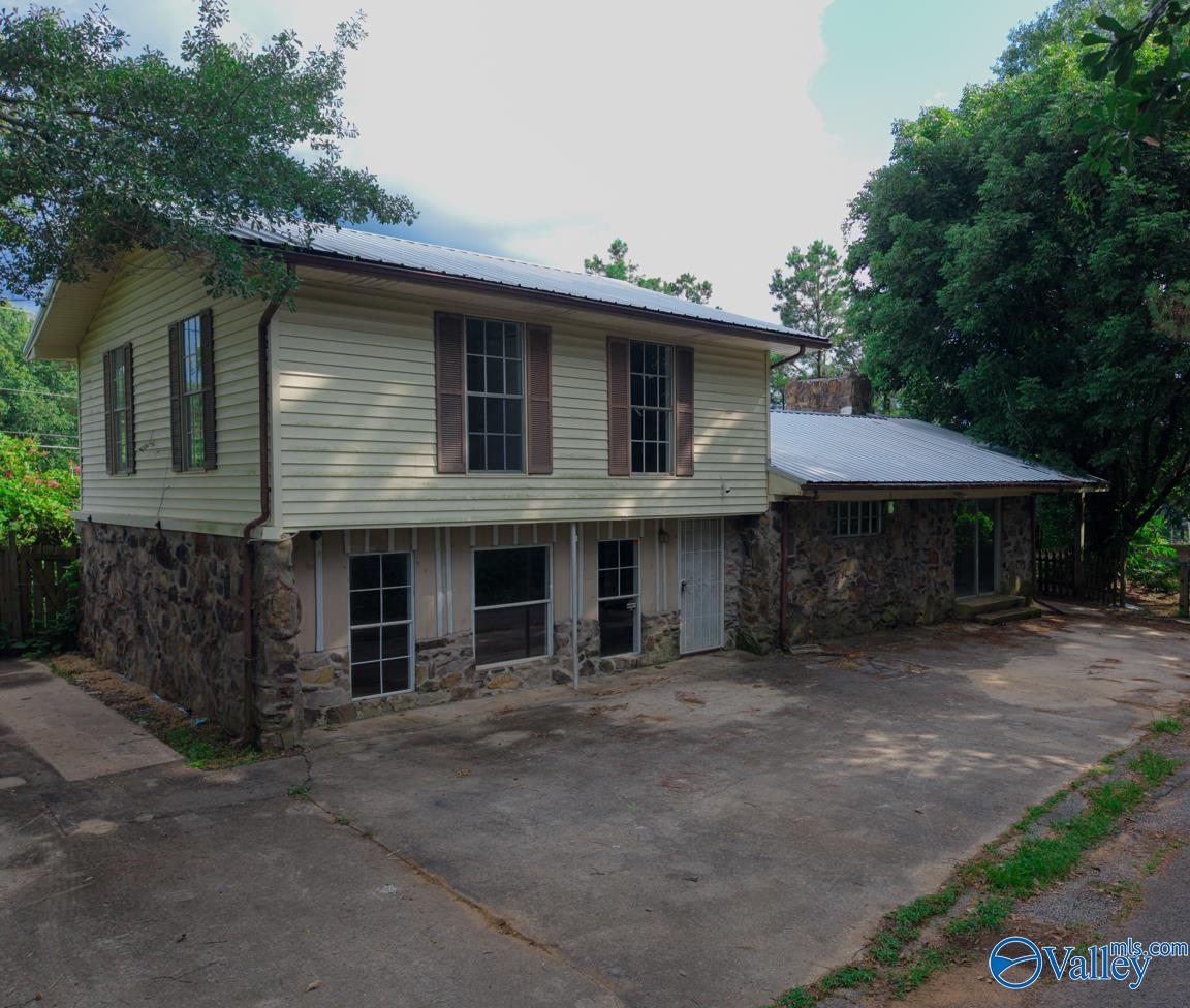 414 Buckhorn Trail