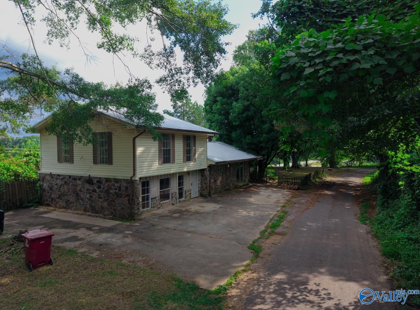 414 Buckhorn Trail