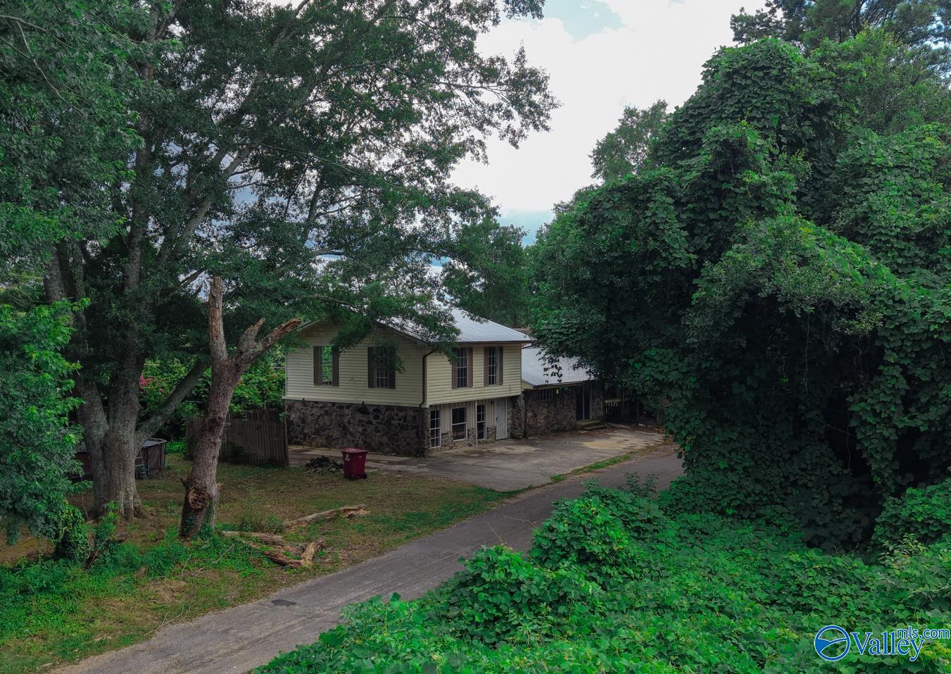 414 Buckhorn Trail