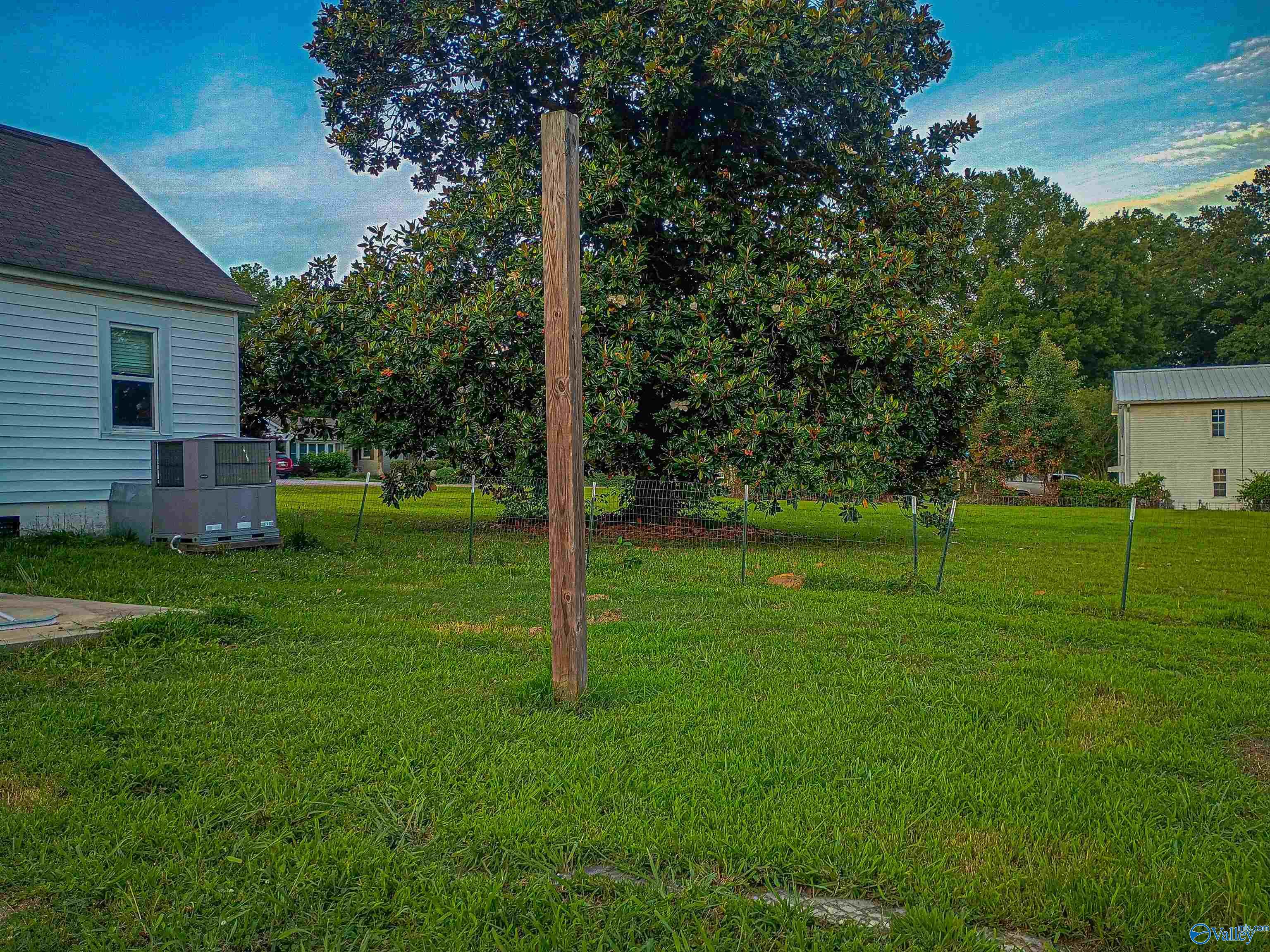 817 3rd Avenue SW