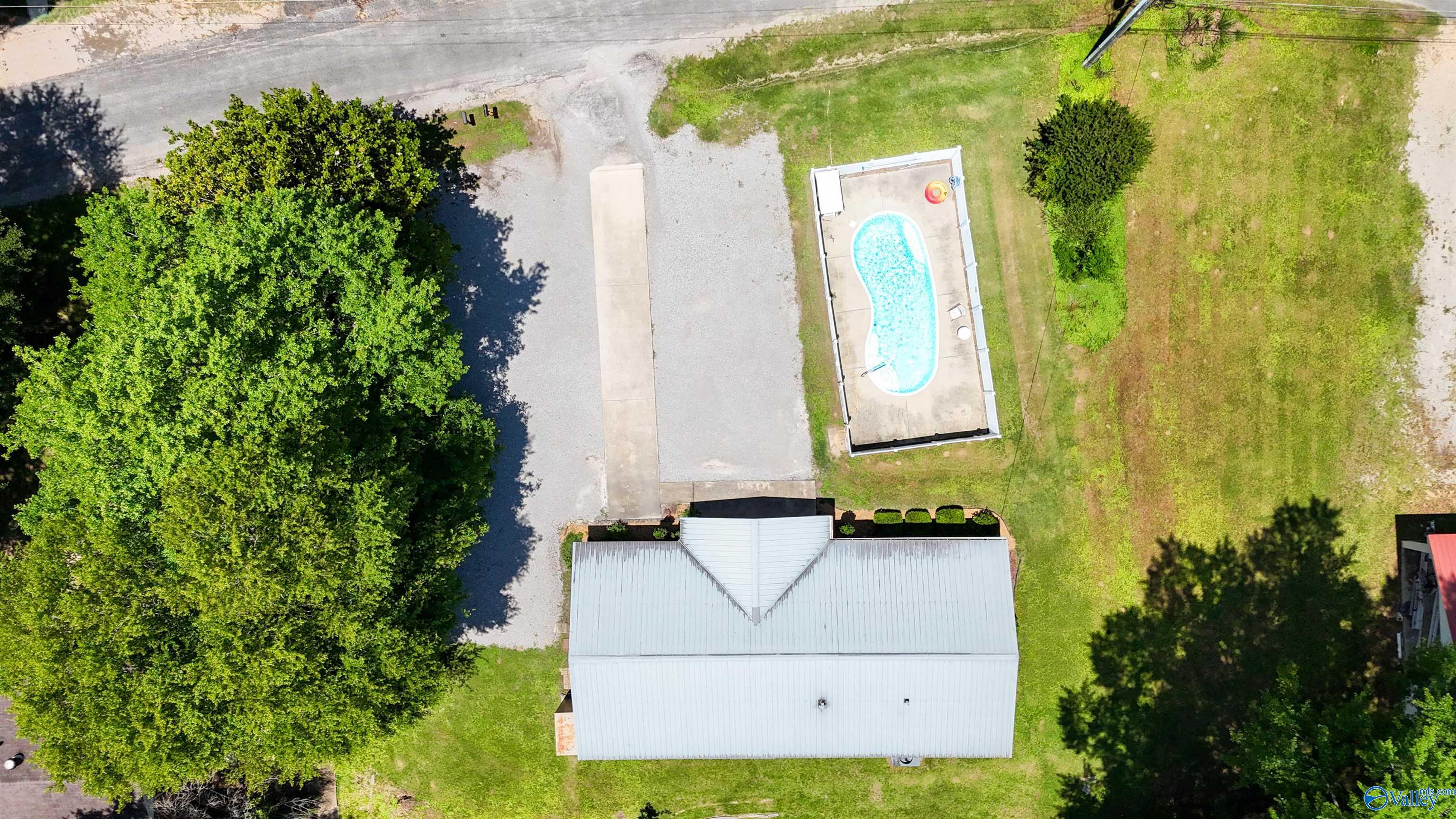 350 Lakeview Drive
