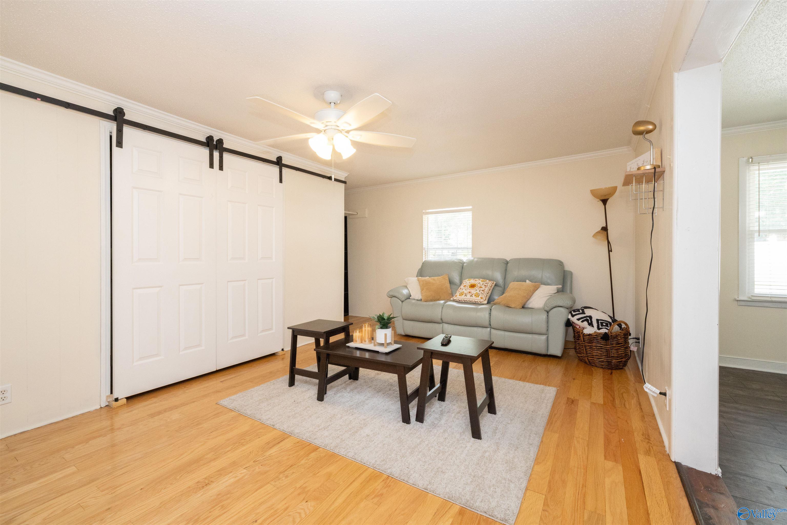 350 Lakeview Drive
