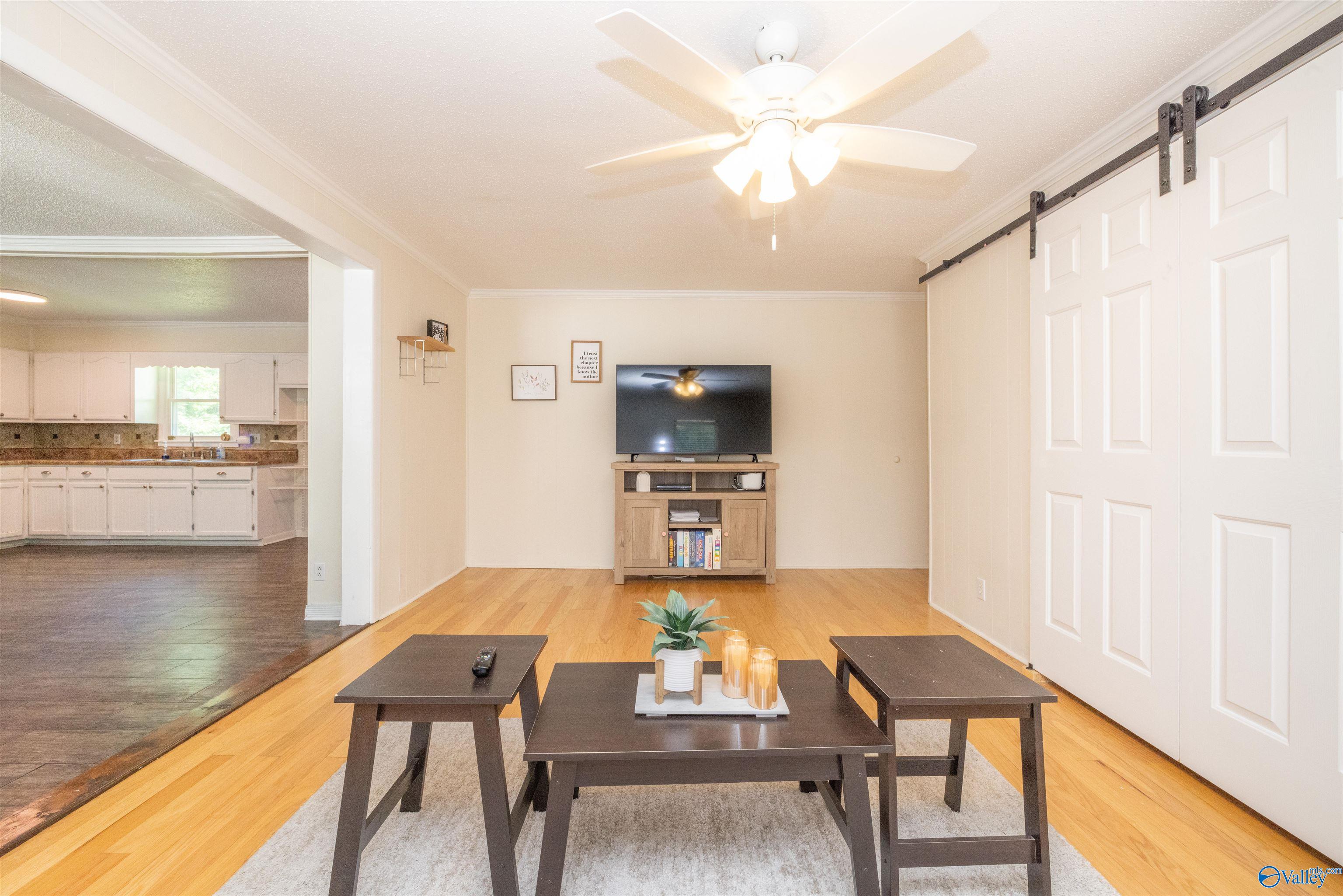 350 Lakeview Drive