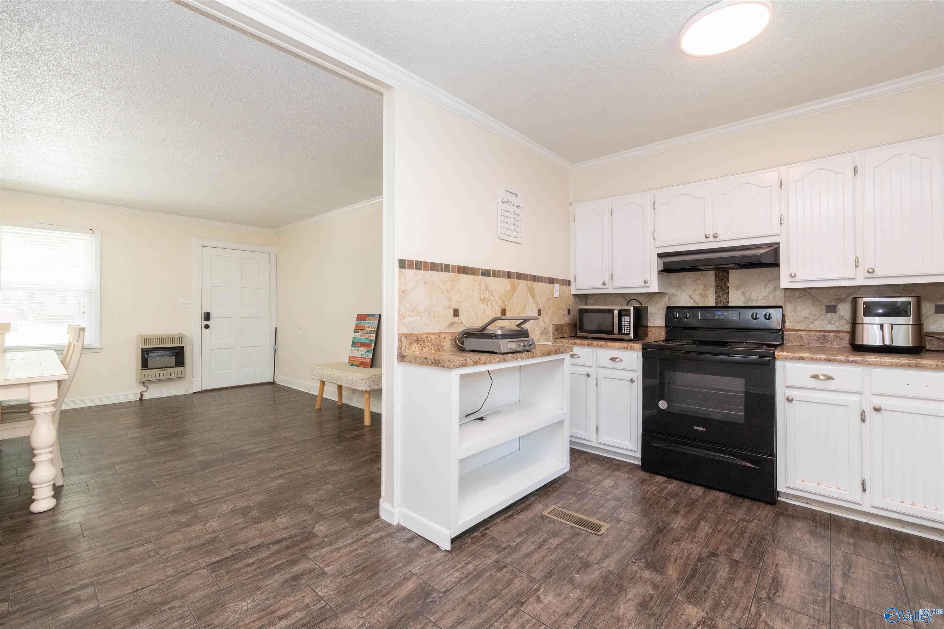 350 Lakeview Drive