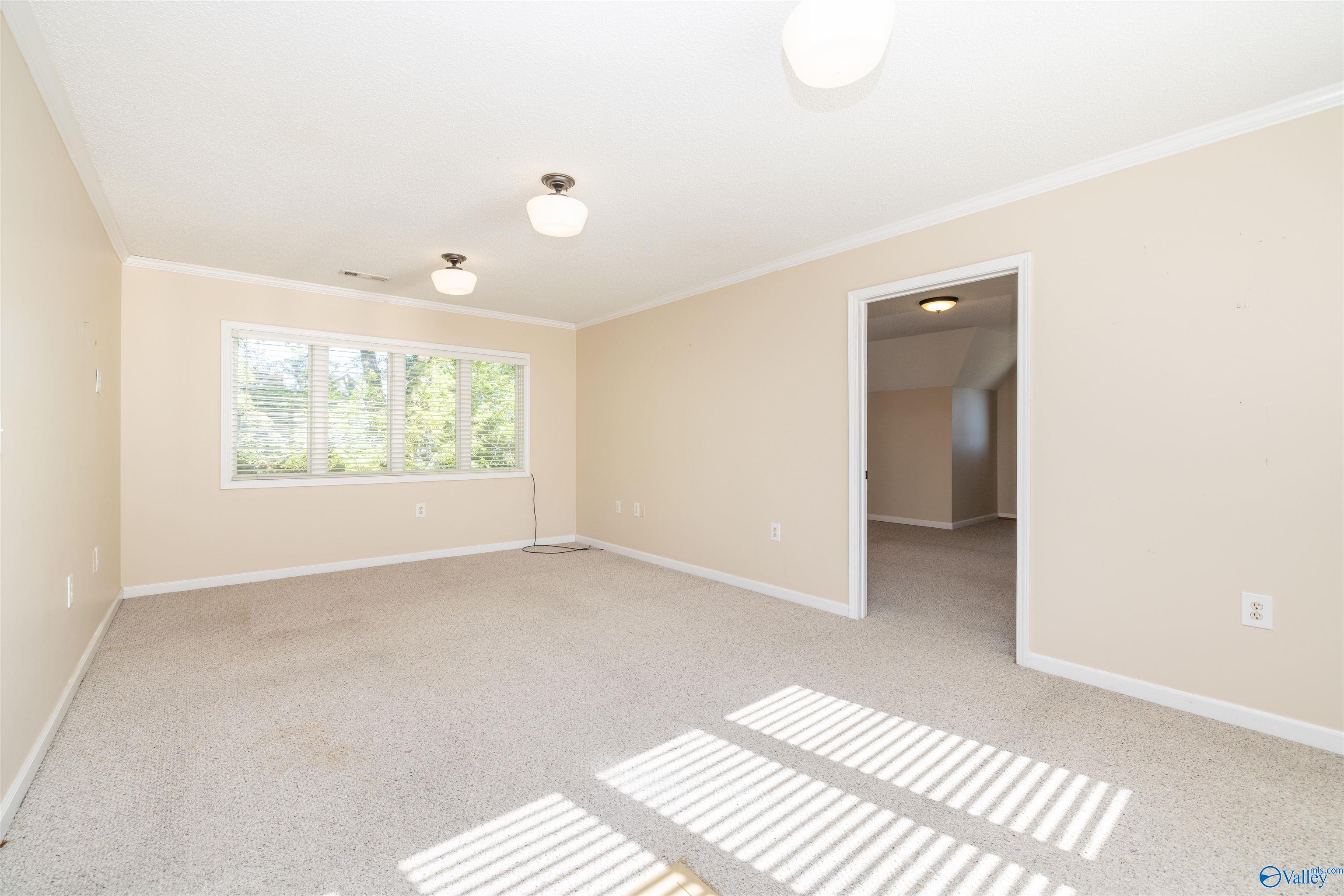 278 Bexar Avenue W