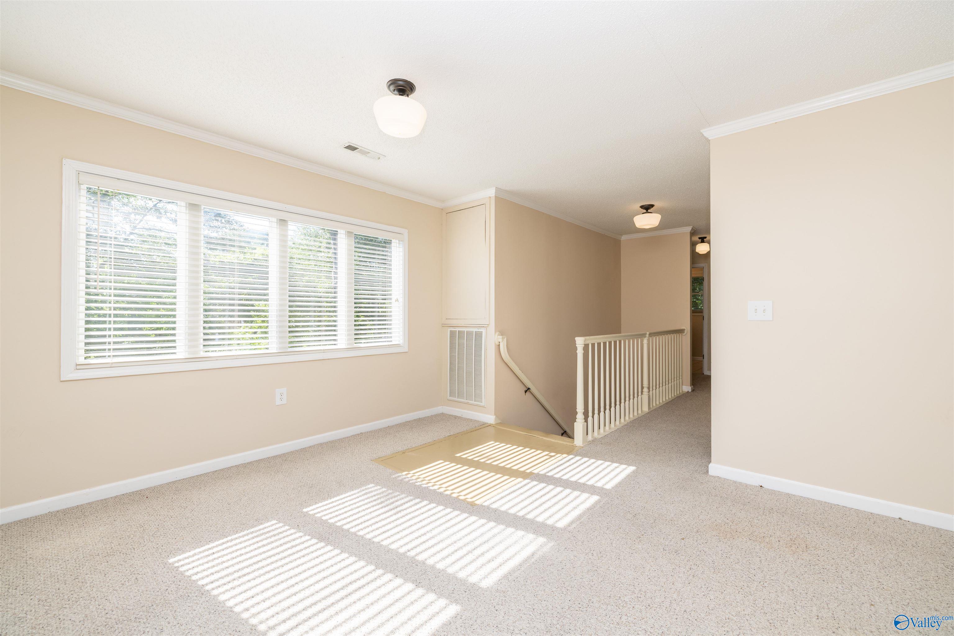 278 Bexar Avenue W