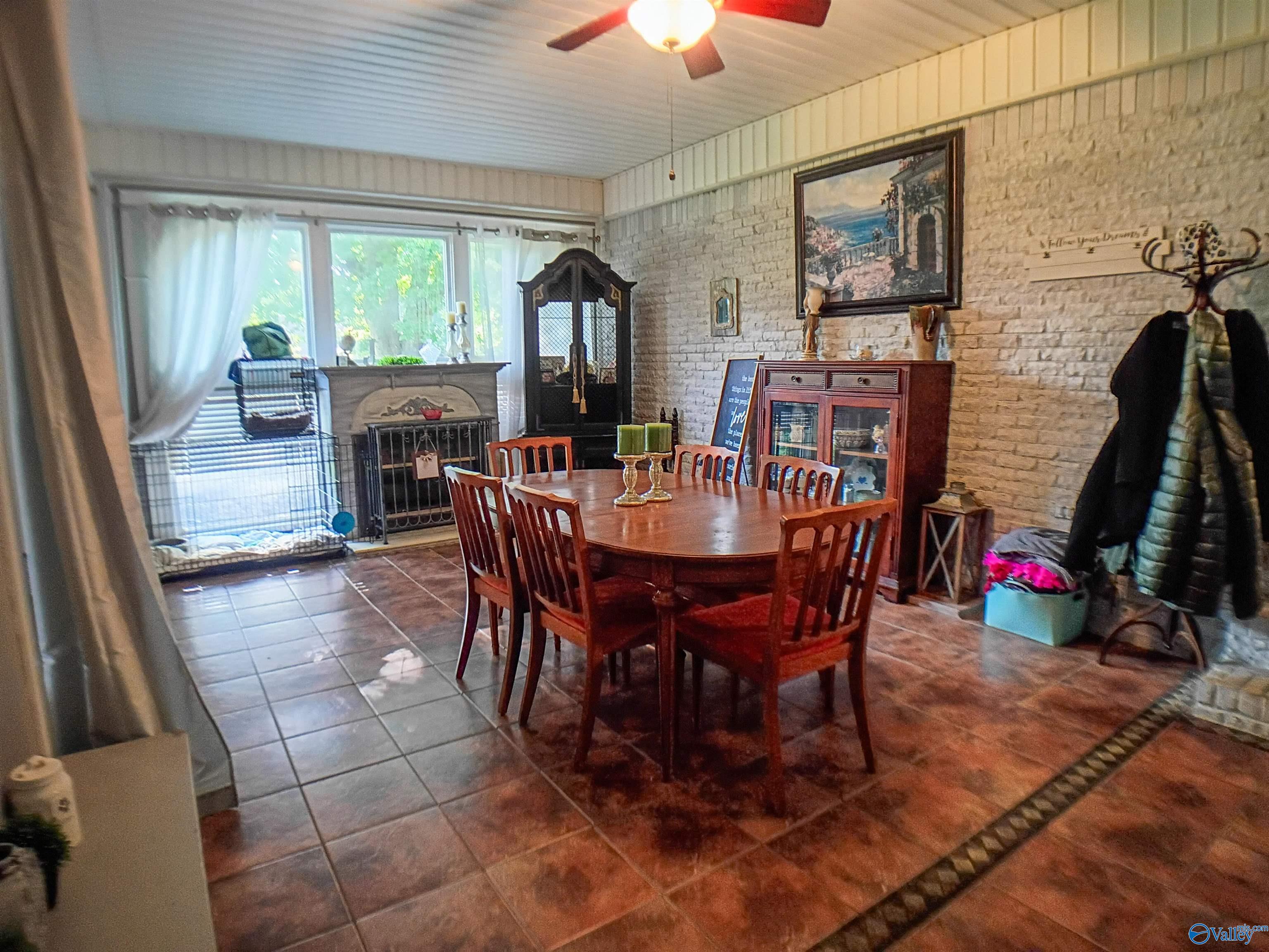 186 Flagstone Trail