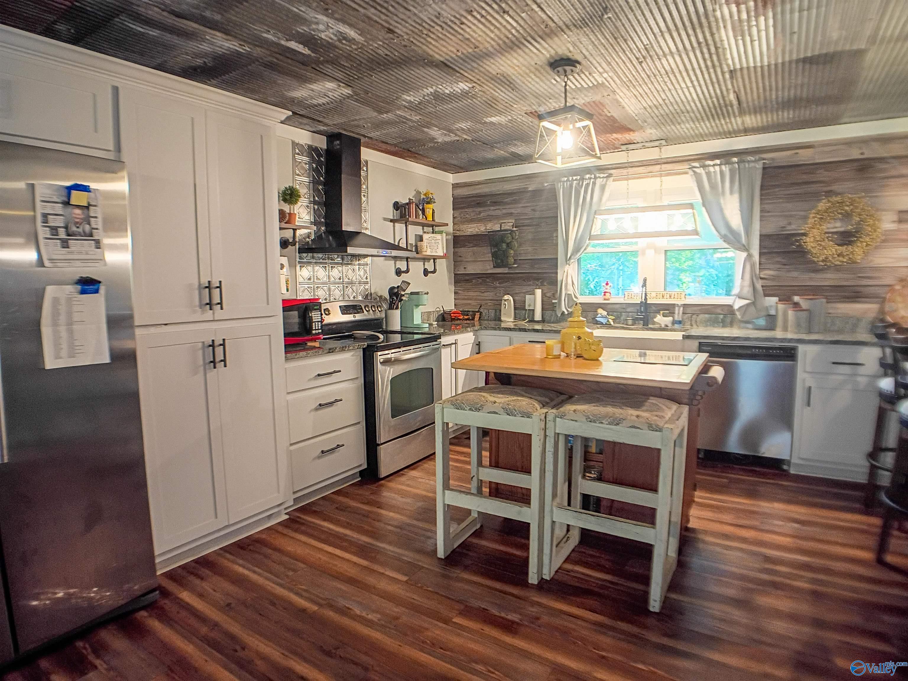 186 Flagstone Trail
