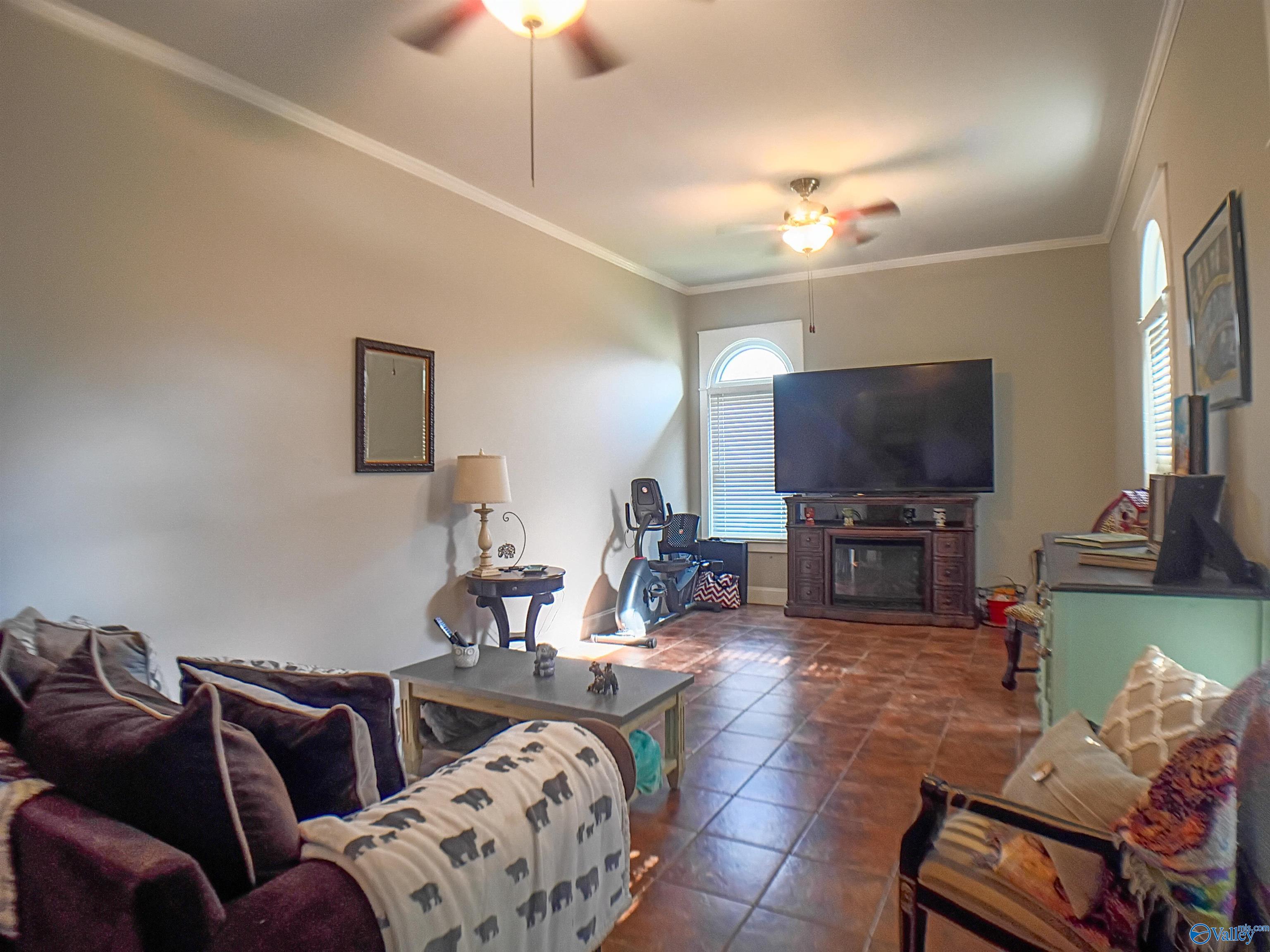 186 Flagstone Trail