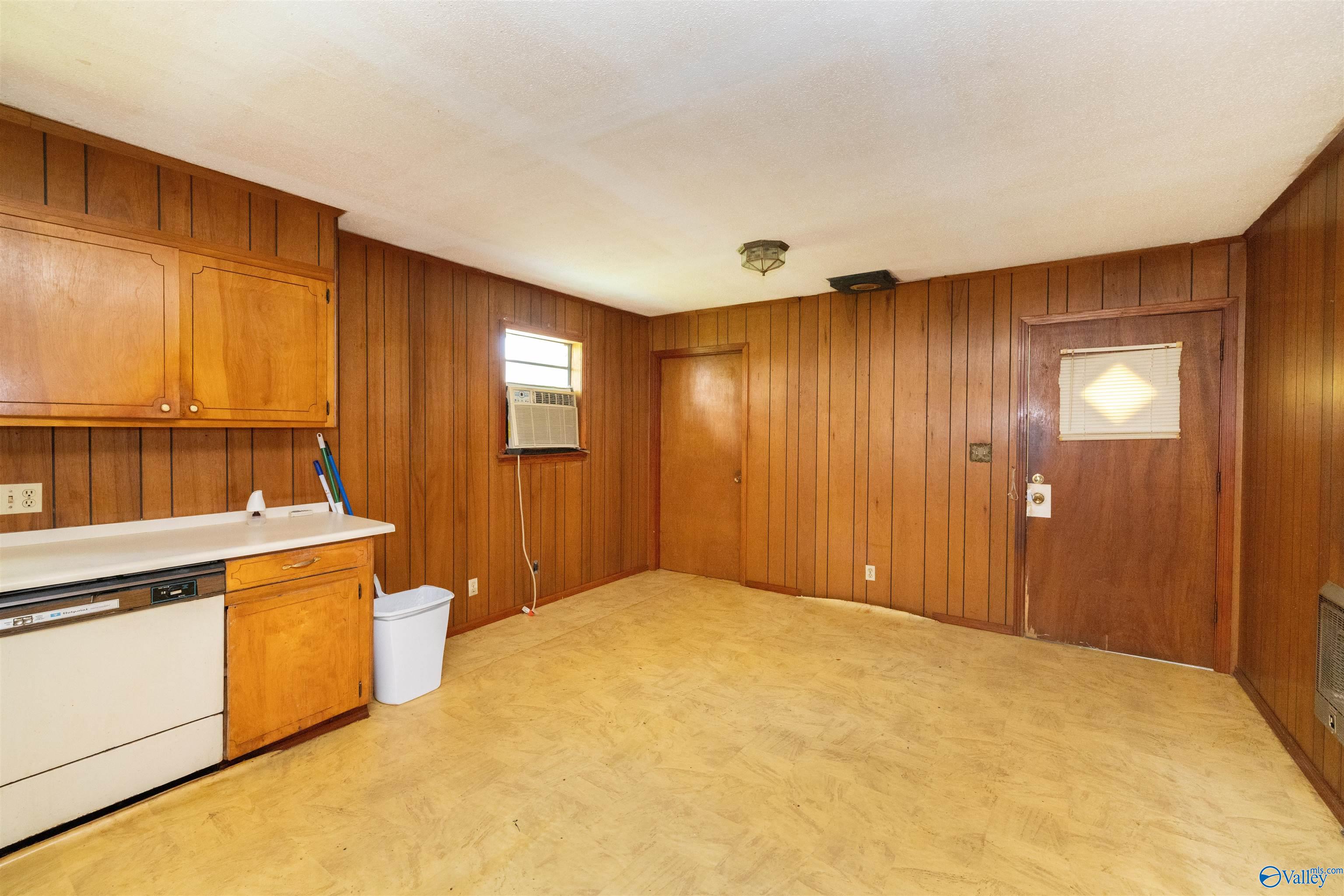 918 Scott Drive
