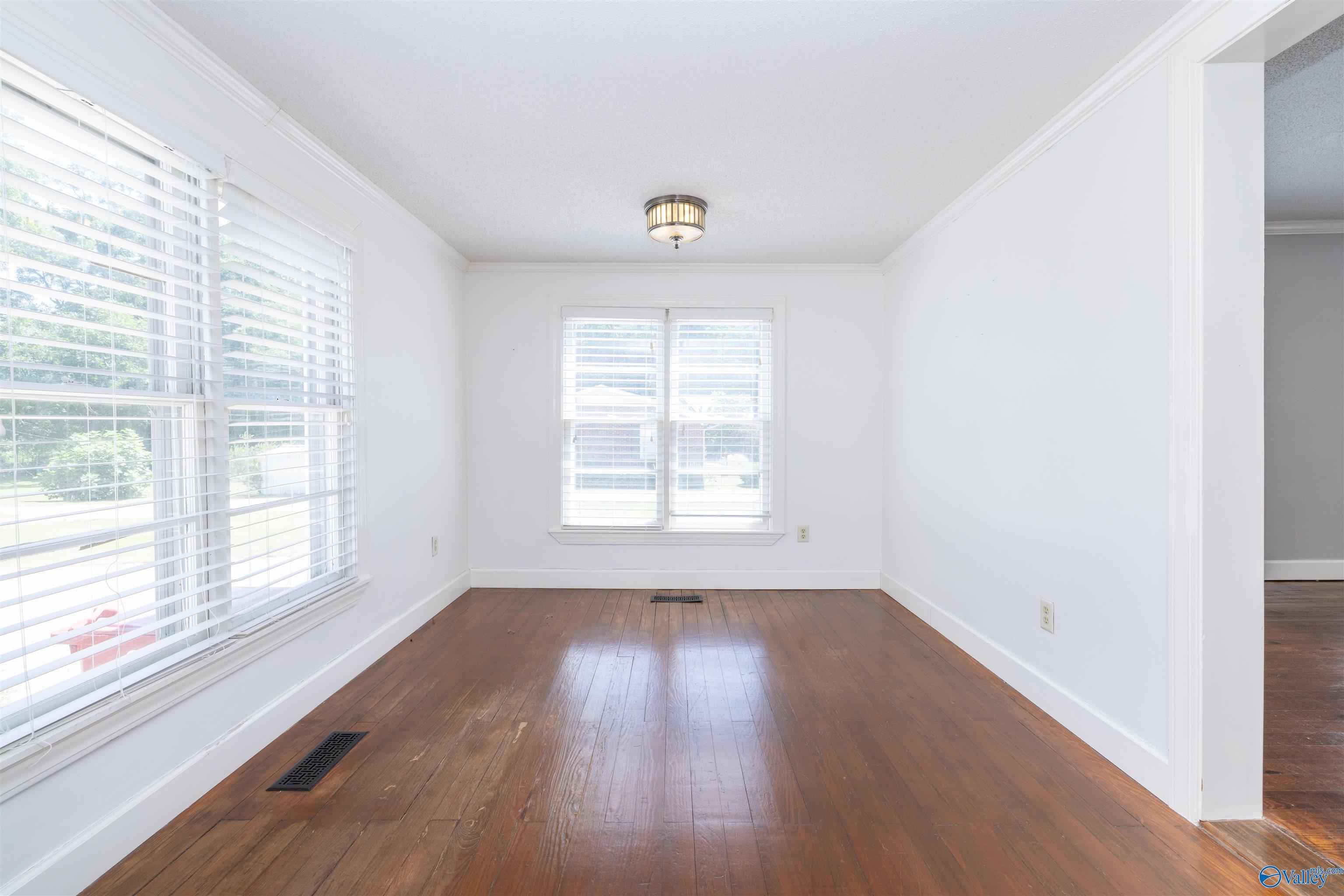 728 2nd Avenue SW