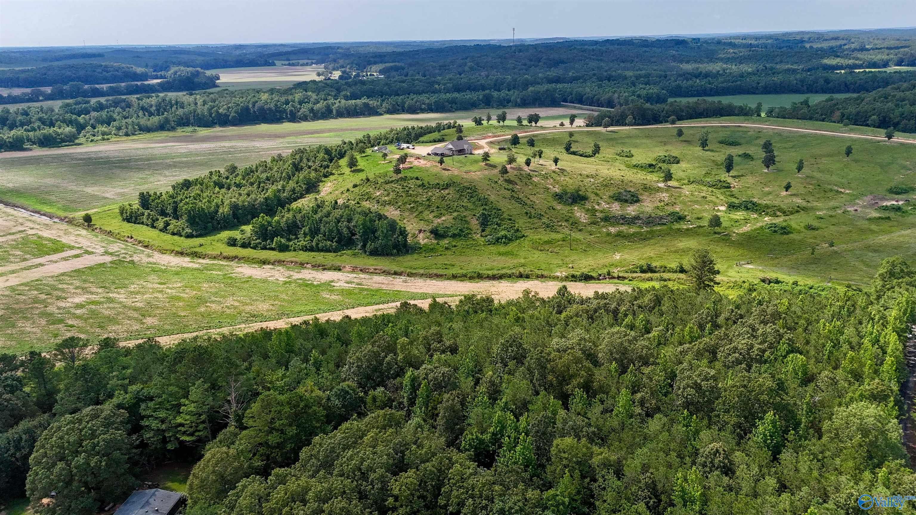 4.8 ACRES County Road 33