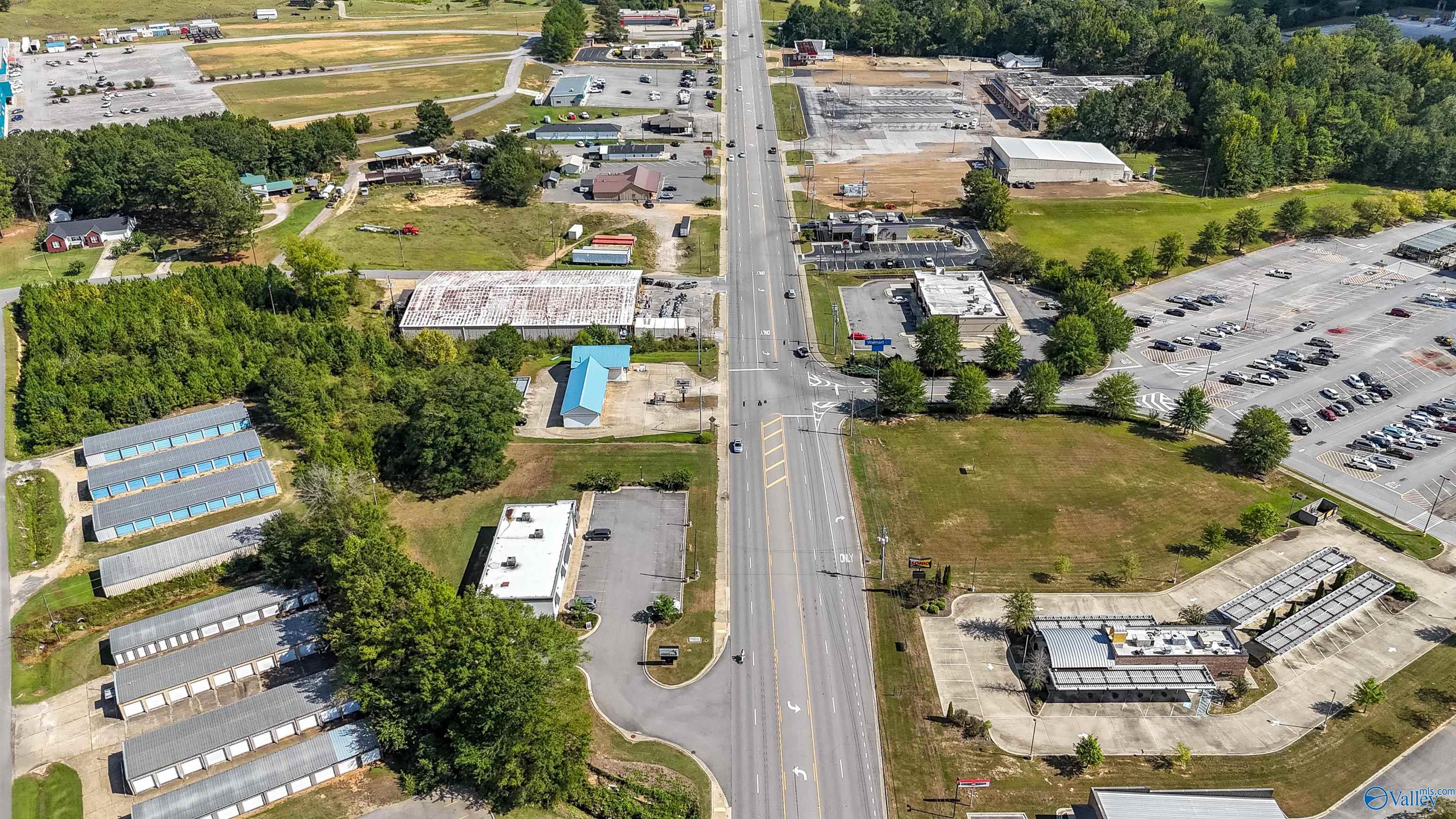 2522 US Highway 43