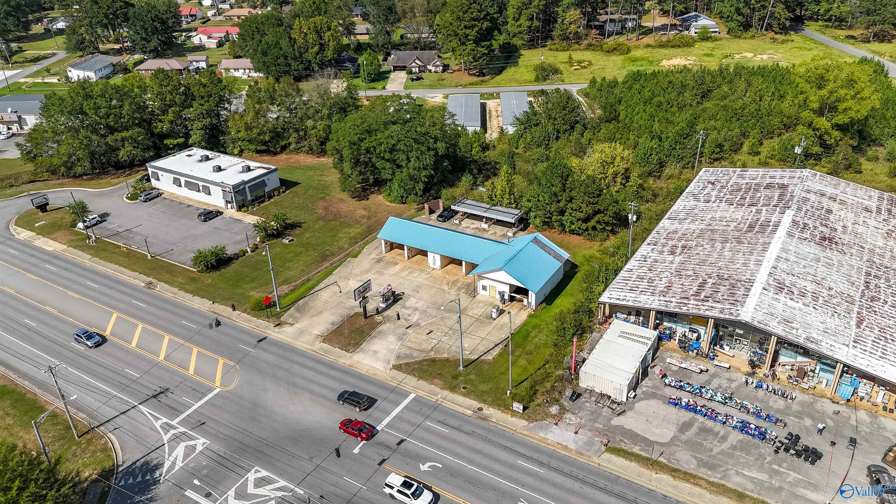 2522 US Highway 43