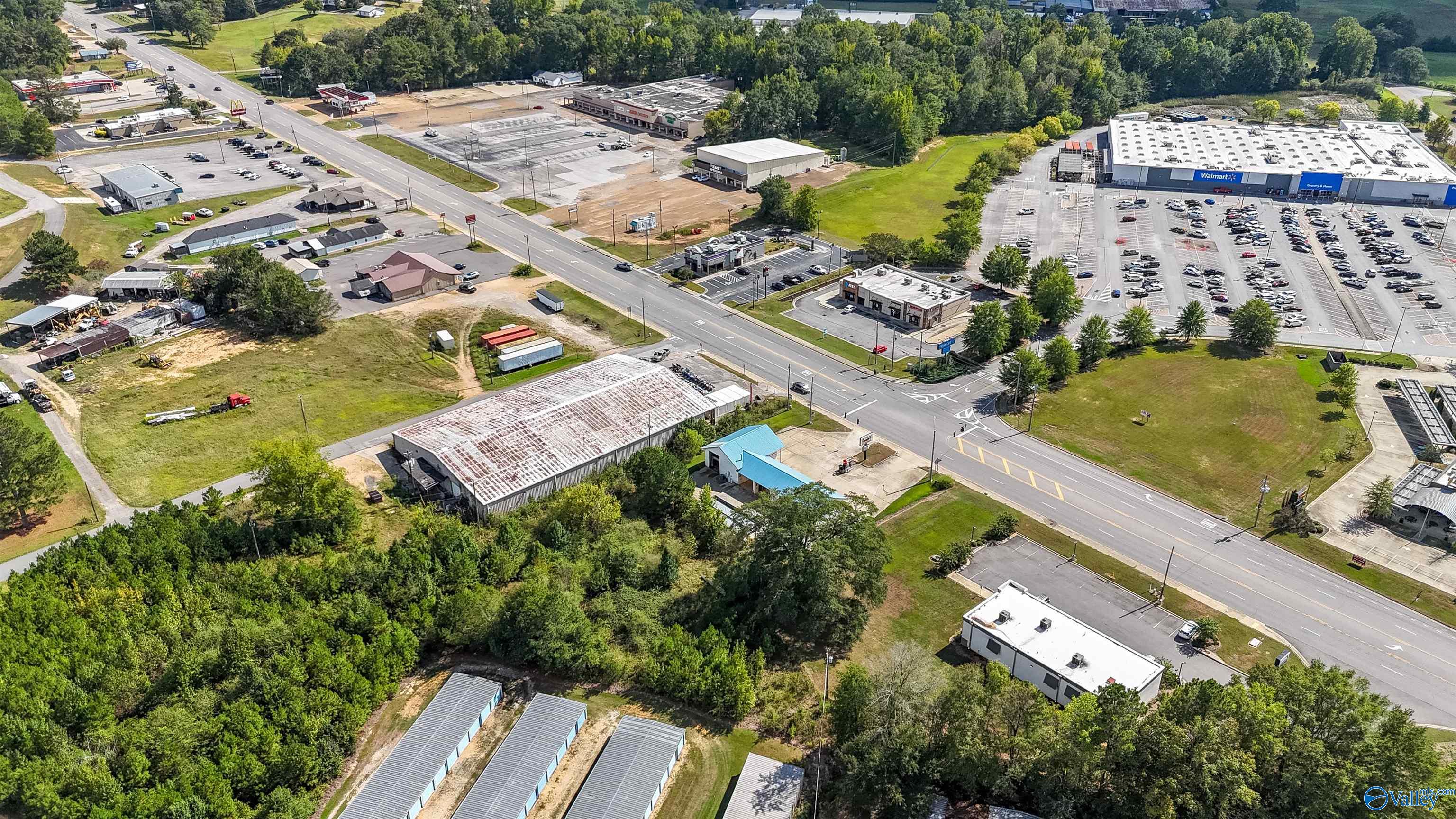 2522 US Highway 43