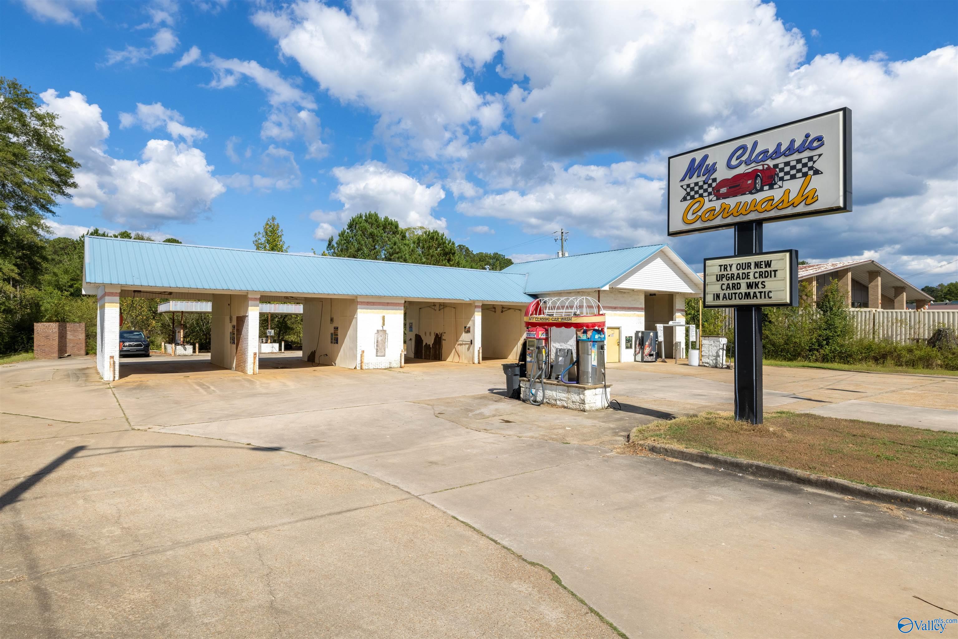 2522 US Highway 43