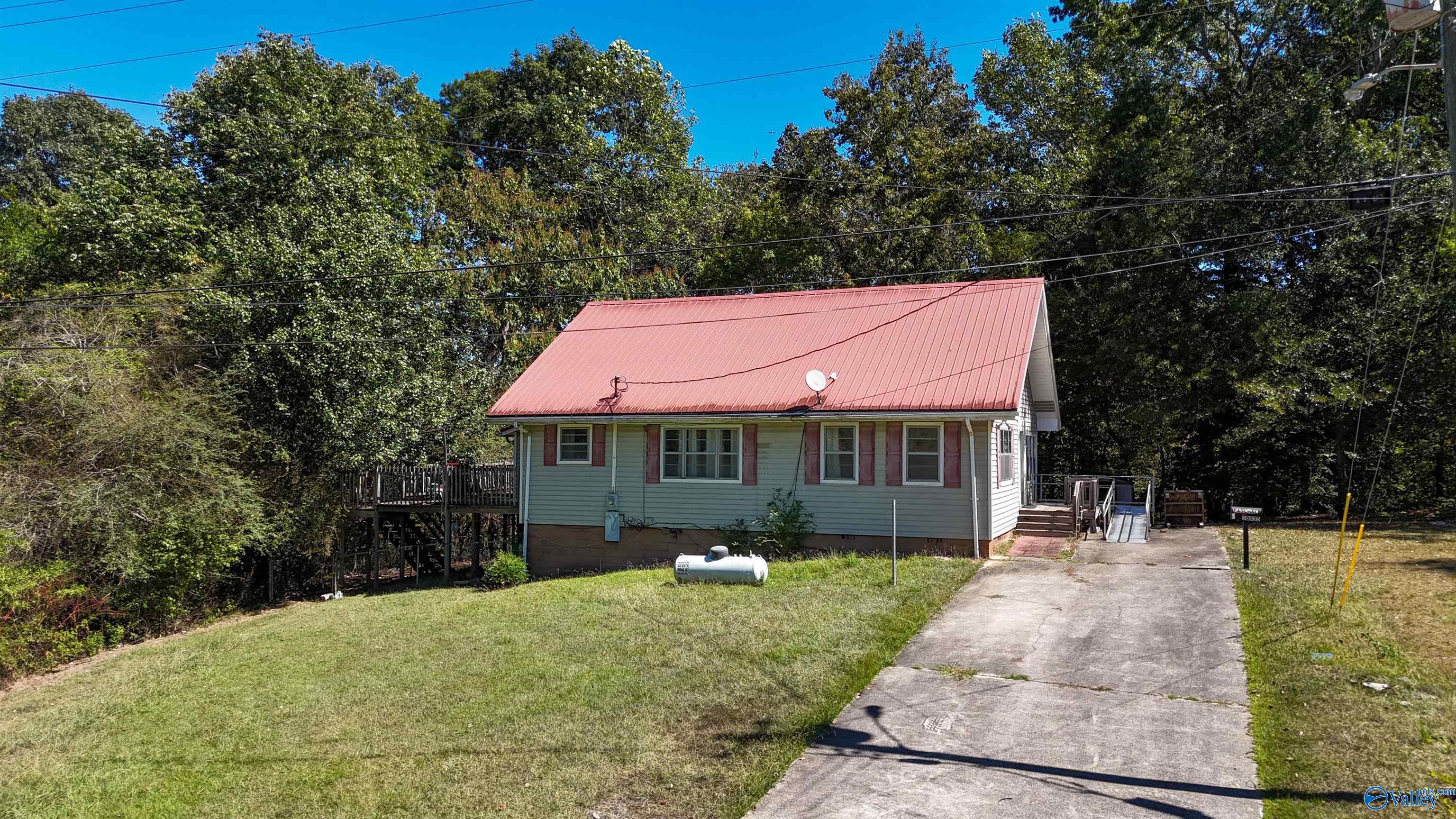10535 Highway 269