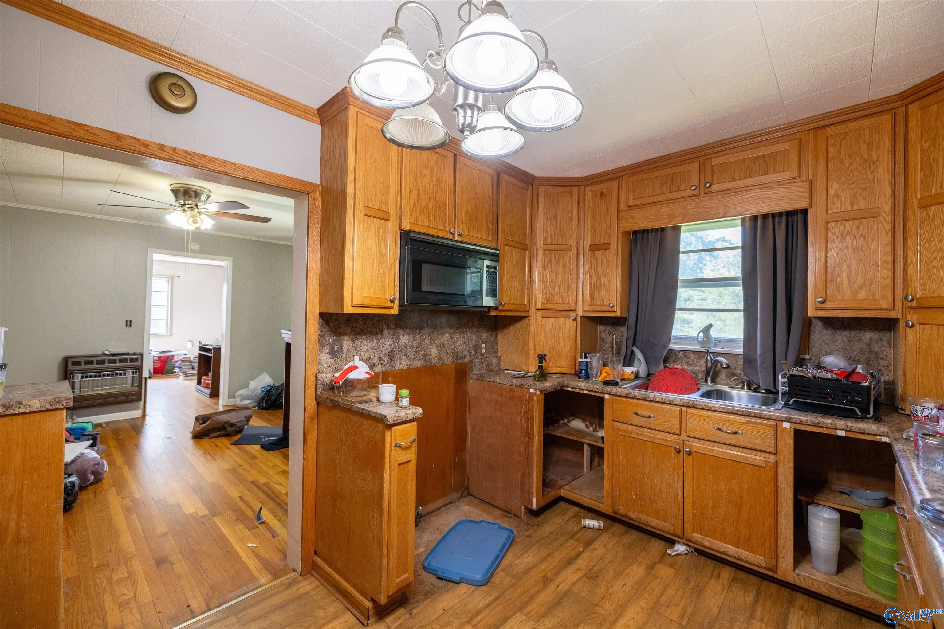 10535 Highway 269