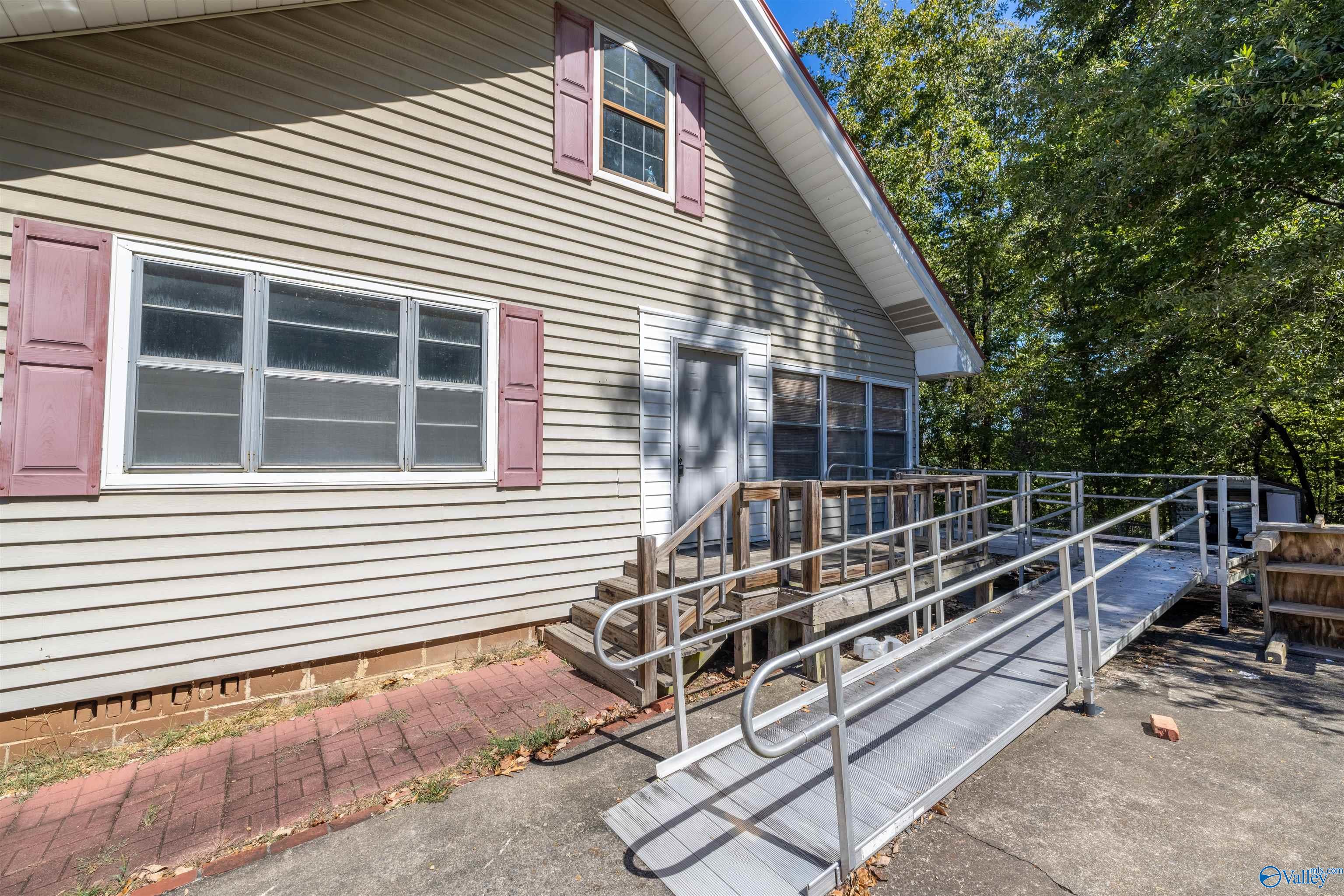 10535 Highway 269