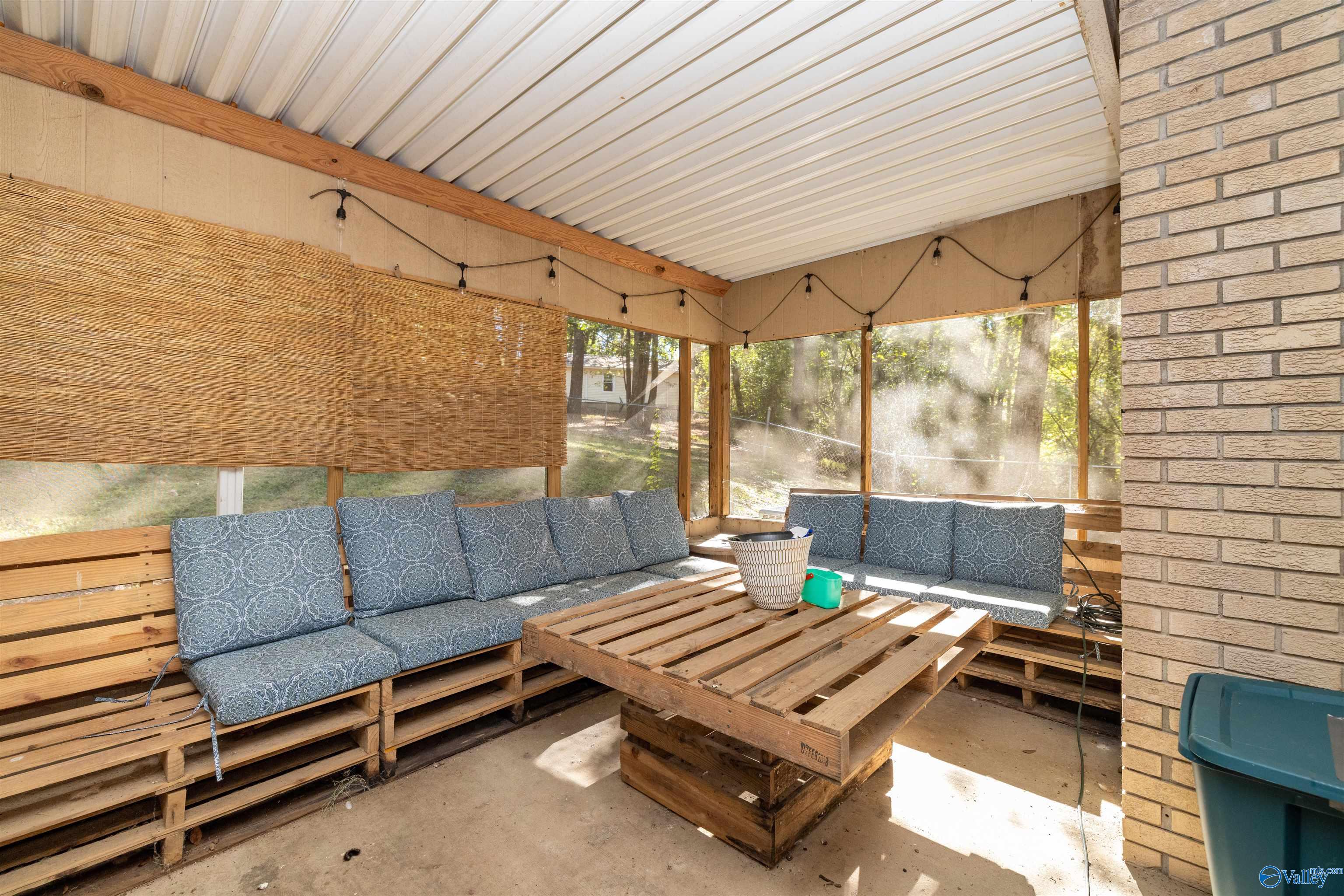 480 Ashwood Avenue