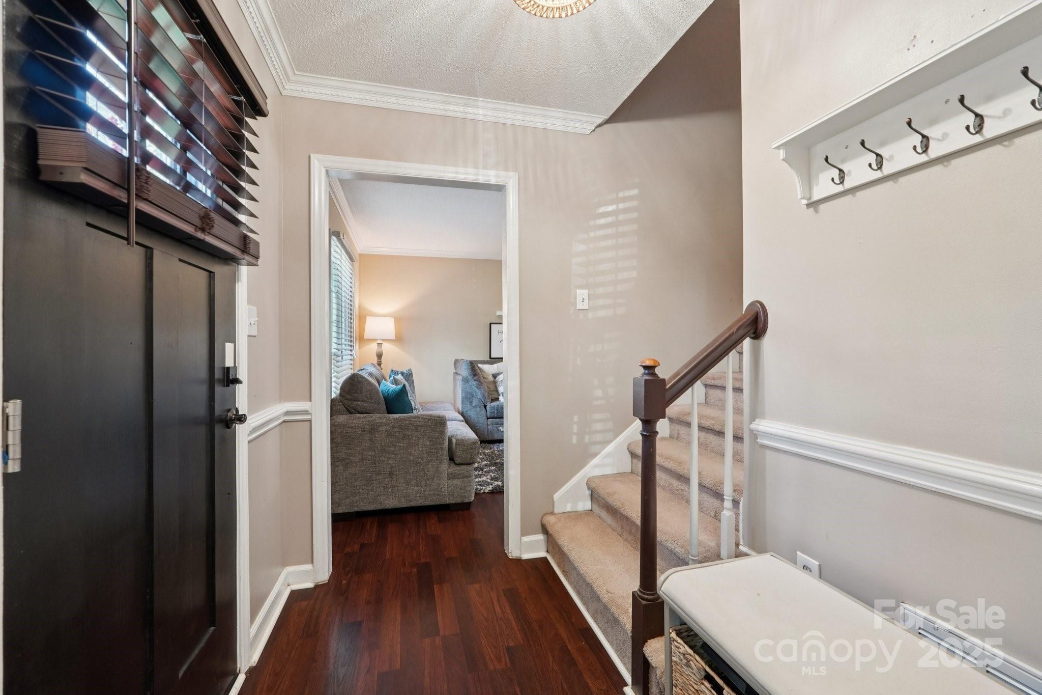 3016 Heathcroft Court