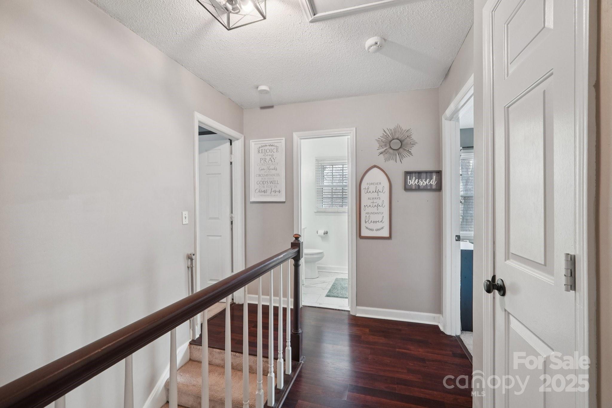 3016 Heathcroft Court