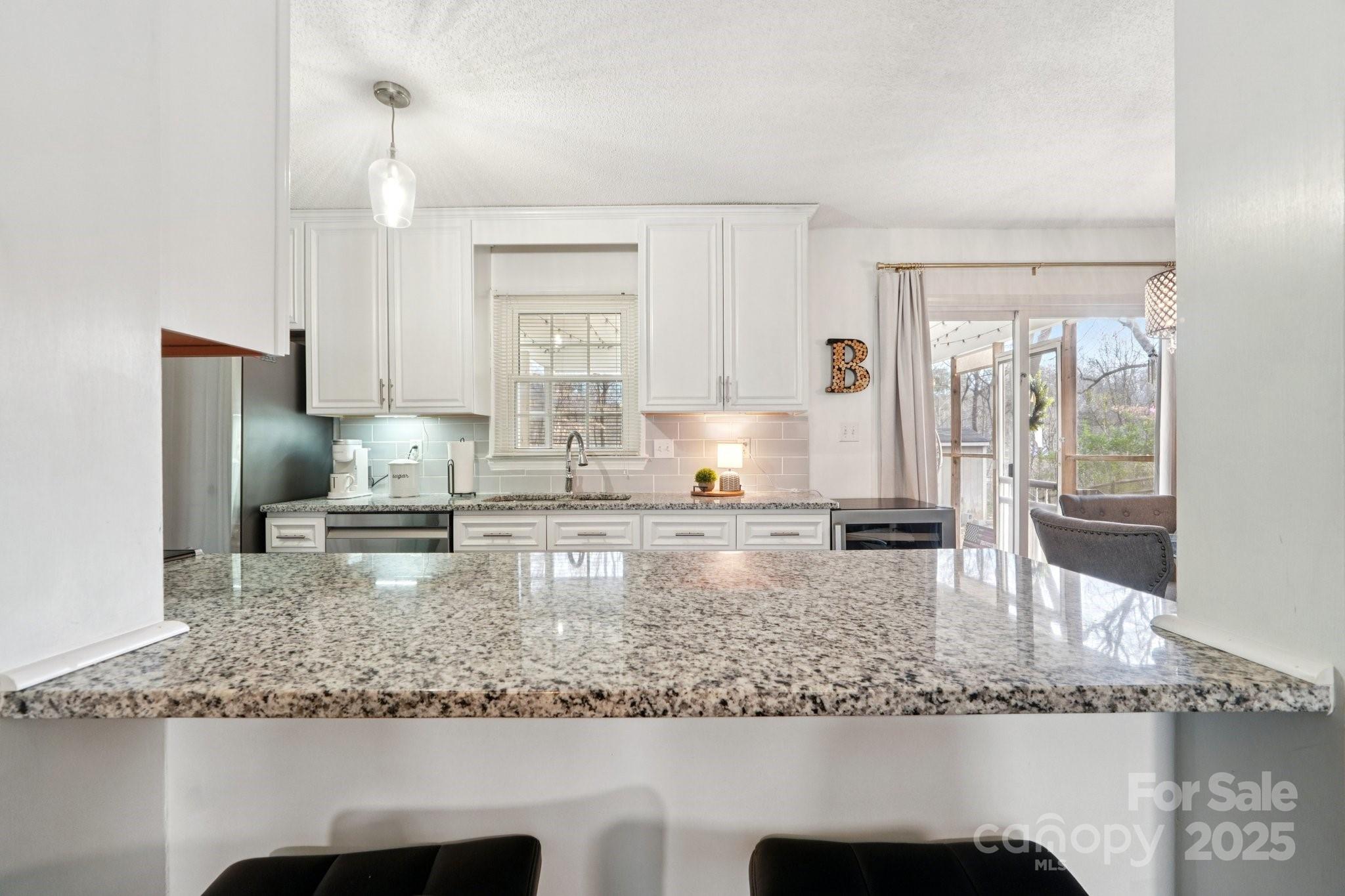 3016 Heathcroft Court